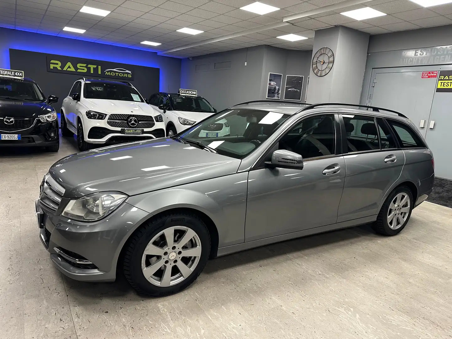 Mercedes-Benz C 180 Classe C - W204 2011 SW SW cdi (be) Trend Gris - 1