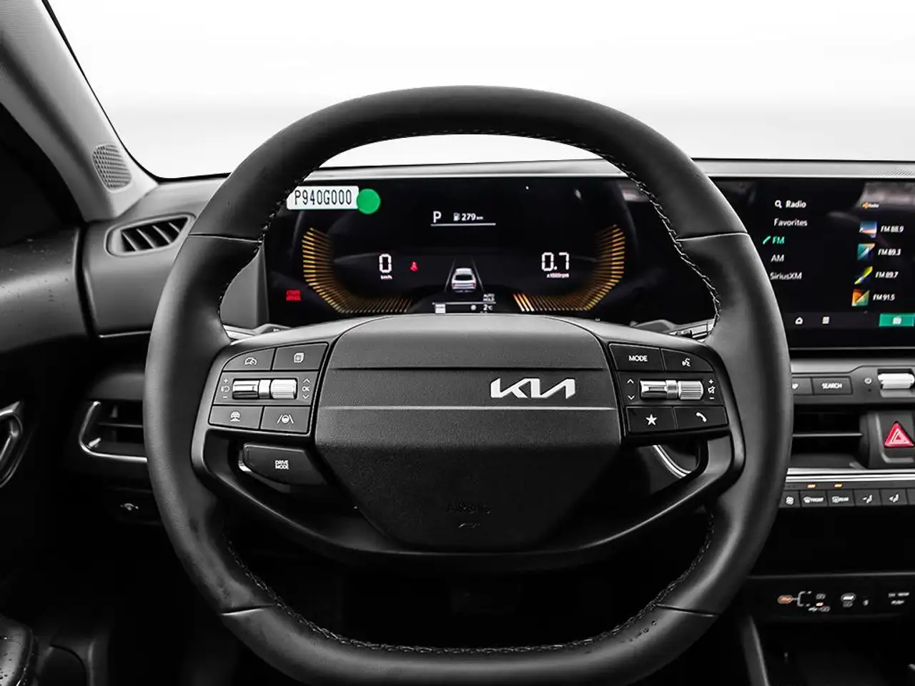 Kia K4 снимка Kia K4