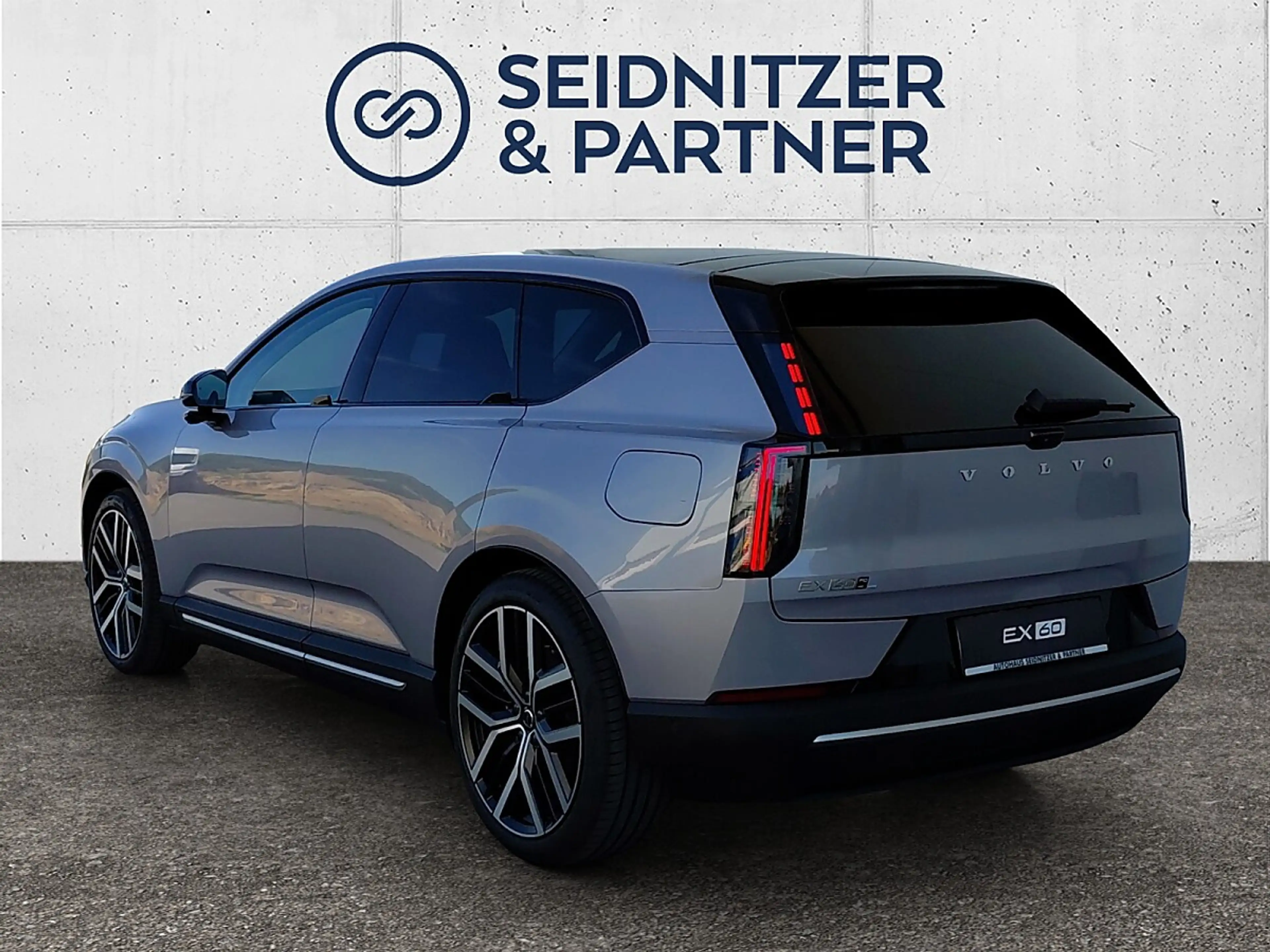 Volvo EX60 P10 Ultra 95kWh AWD — photo 4