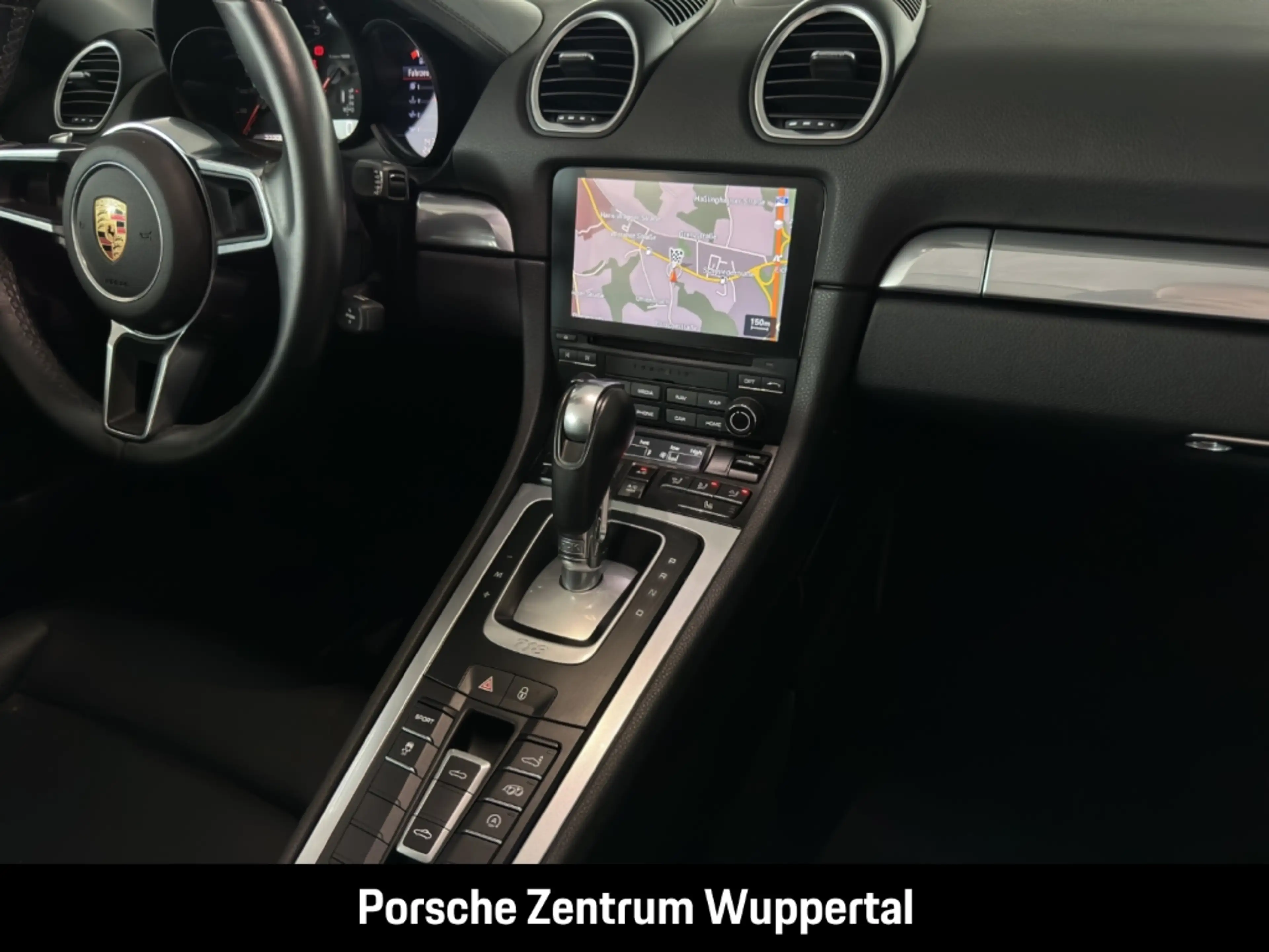 Porsche Boxster 718 — photo 15
