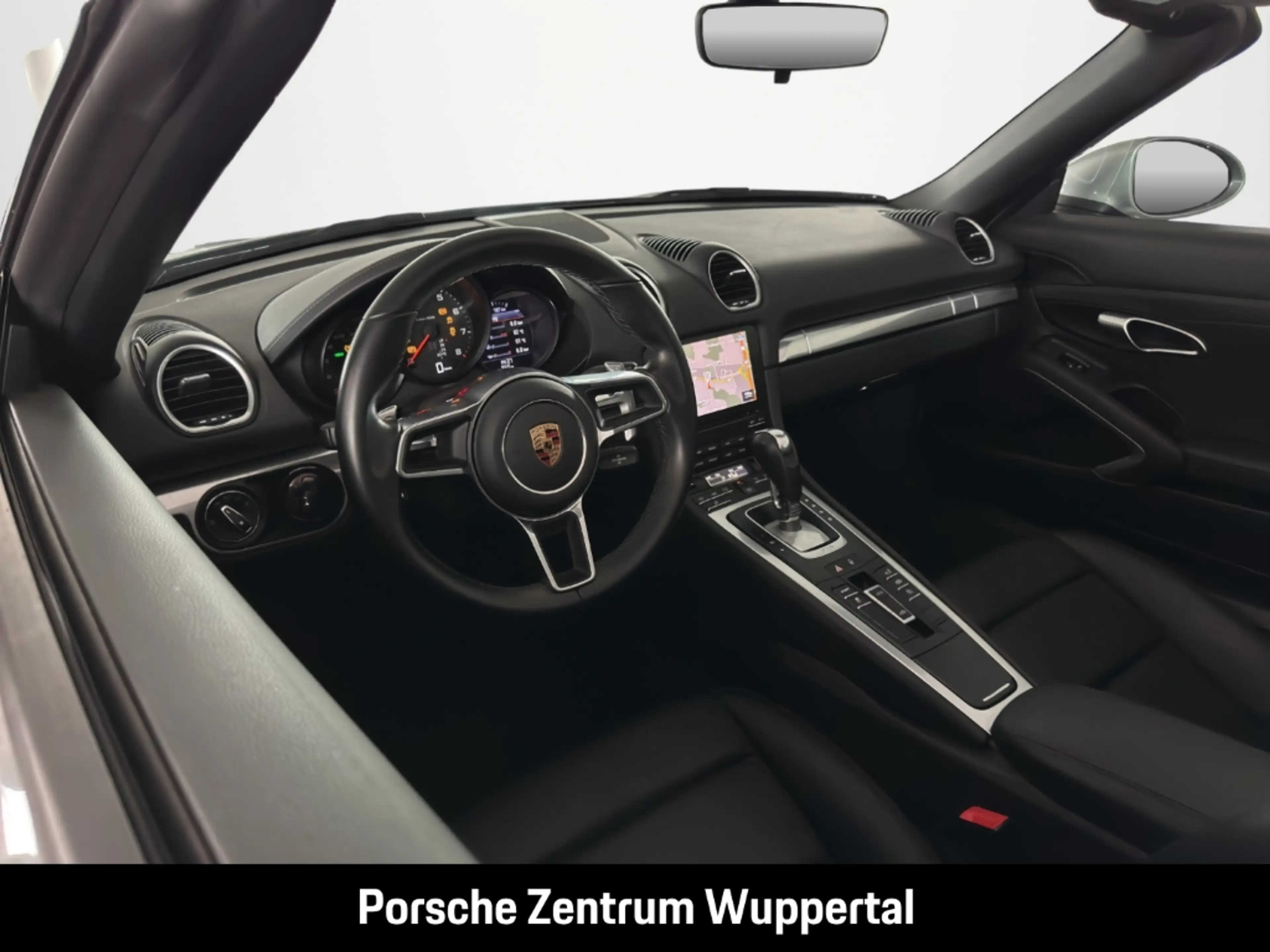Porsche Boxster 718 — photo 13