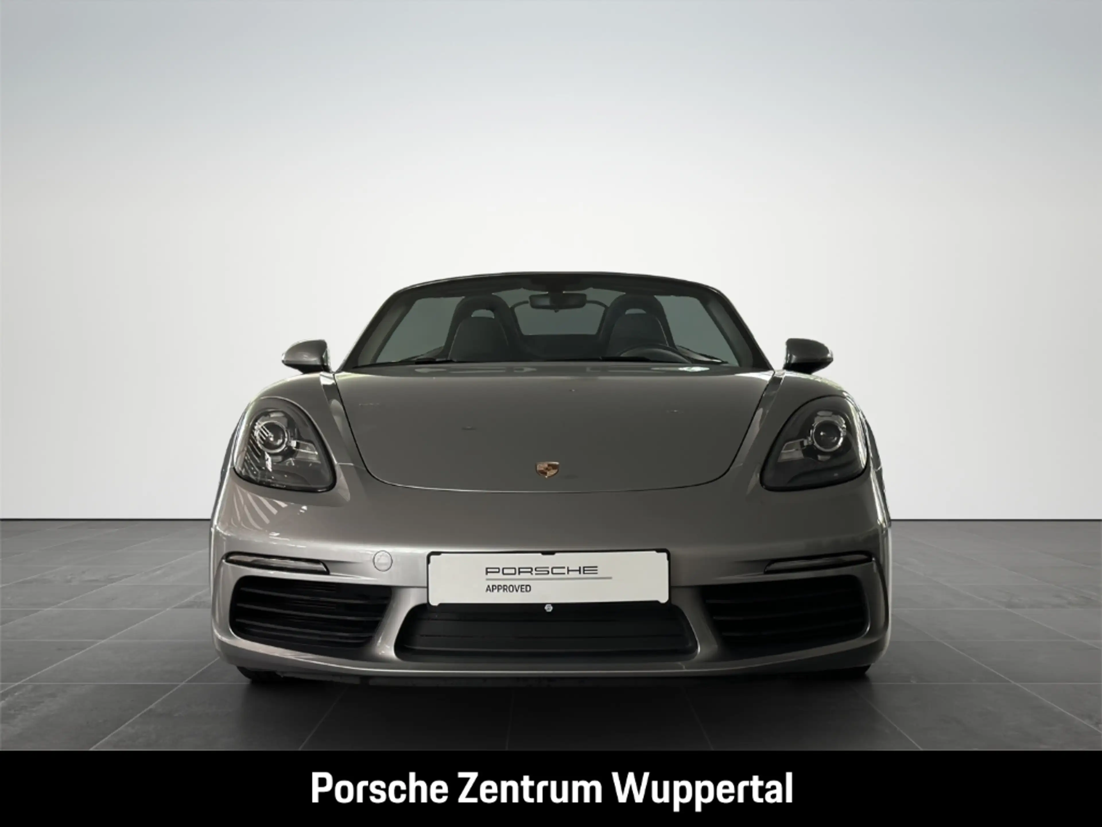 Porsche Boxster 718 — photo 8