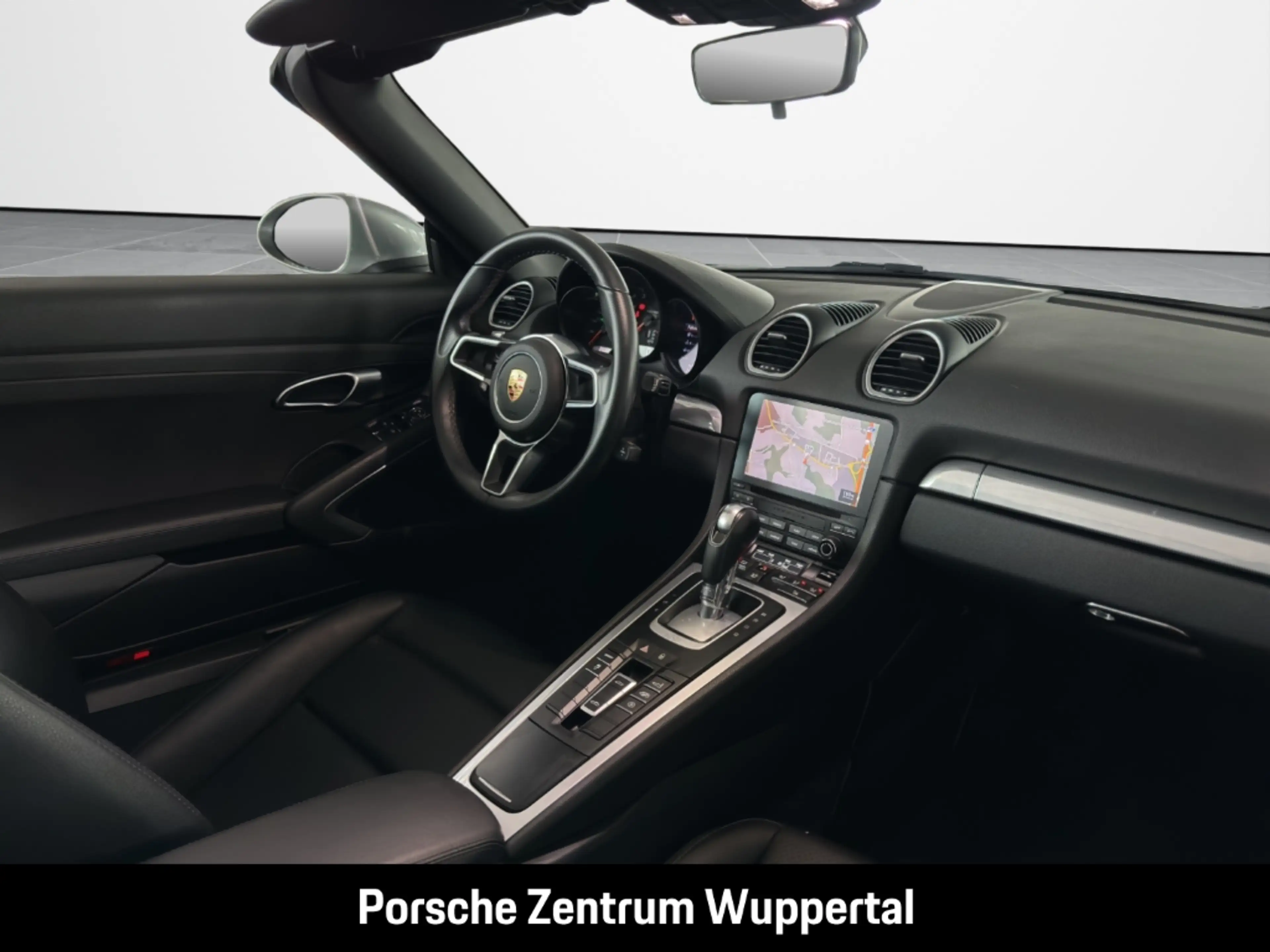 Porsche Boxster 718 — photo 14