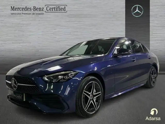 Mercedes-Benz C 300 e con tecnología híbrida EQ