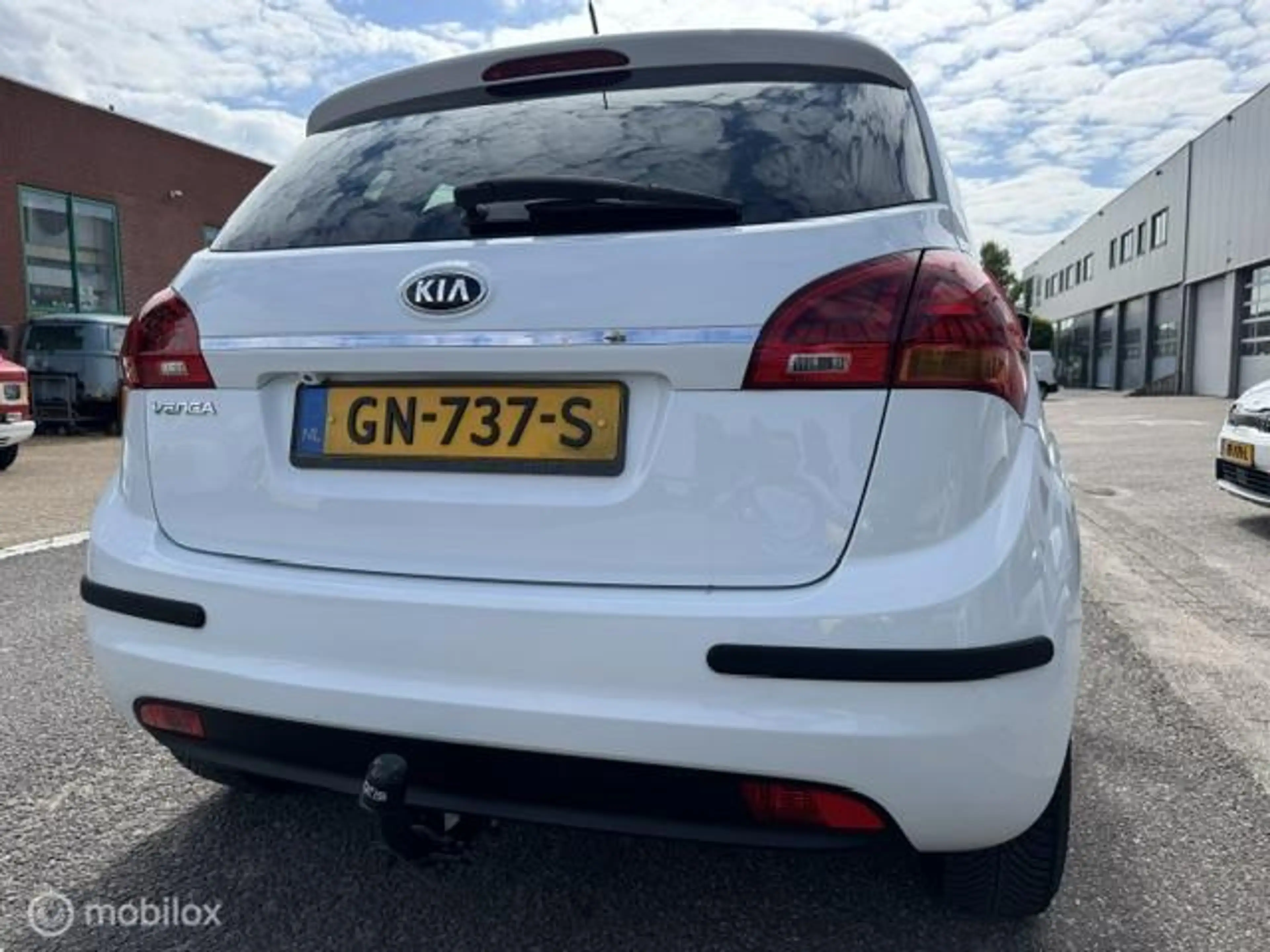 Kia Venga 1.6 CVVT DynamicLine Automaat , Airco , Navigatie — photo 5