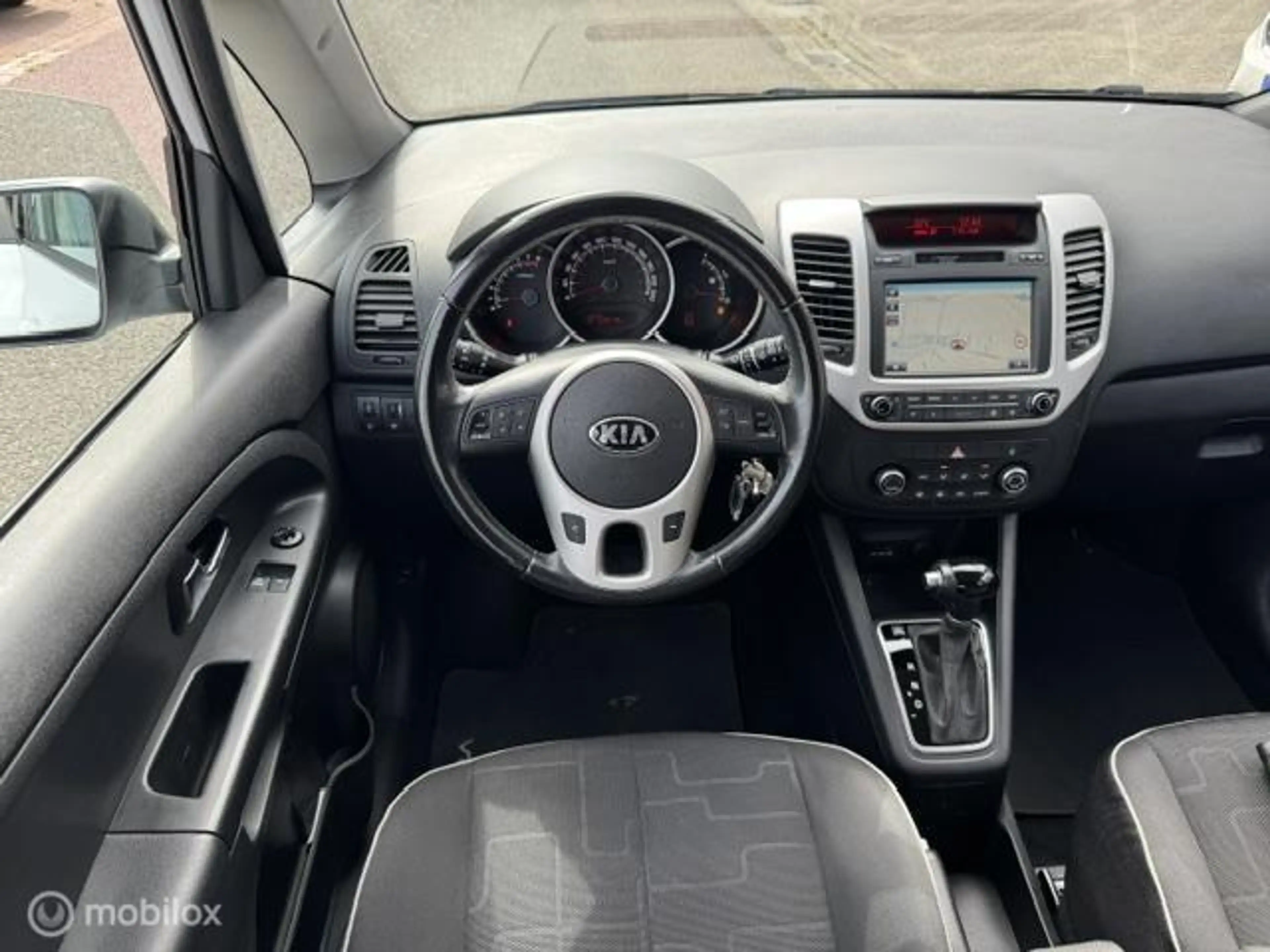 Kia Venga 1.6 CVVT DynamicLine Automaat , Airco , Navigatie — photo 12