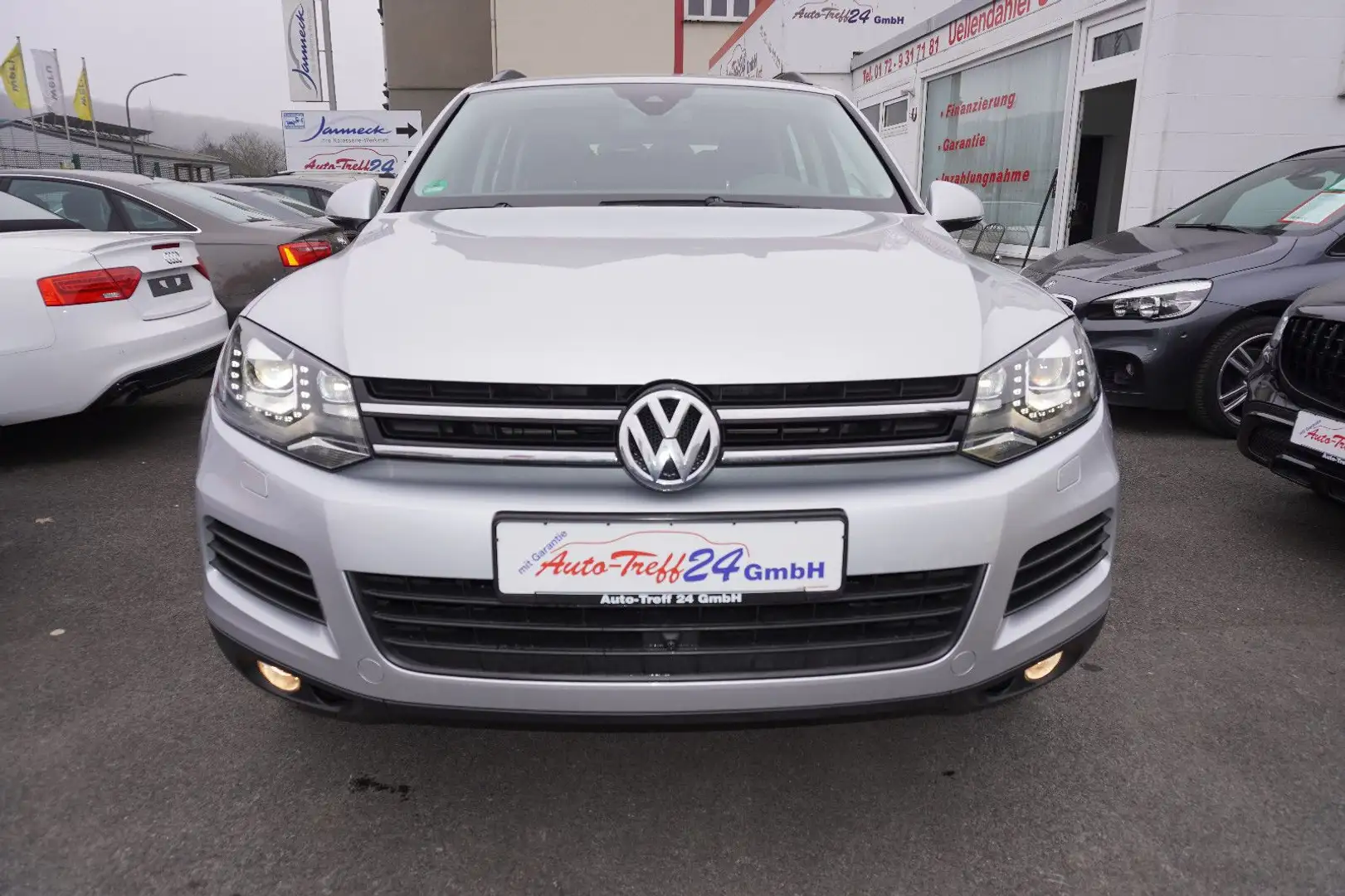 Volkswagen Touareg V6 TDI*ACC*Leder*NAVI*Xenon*AHK*GARANTIE Silber - 2
