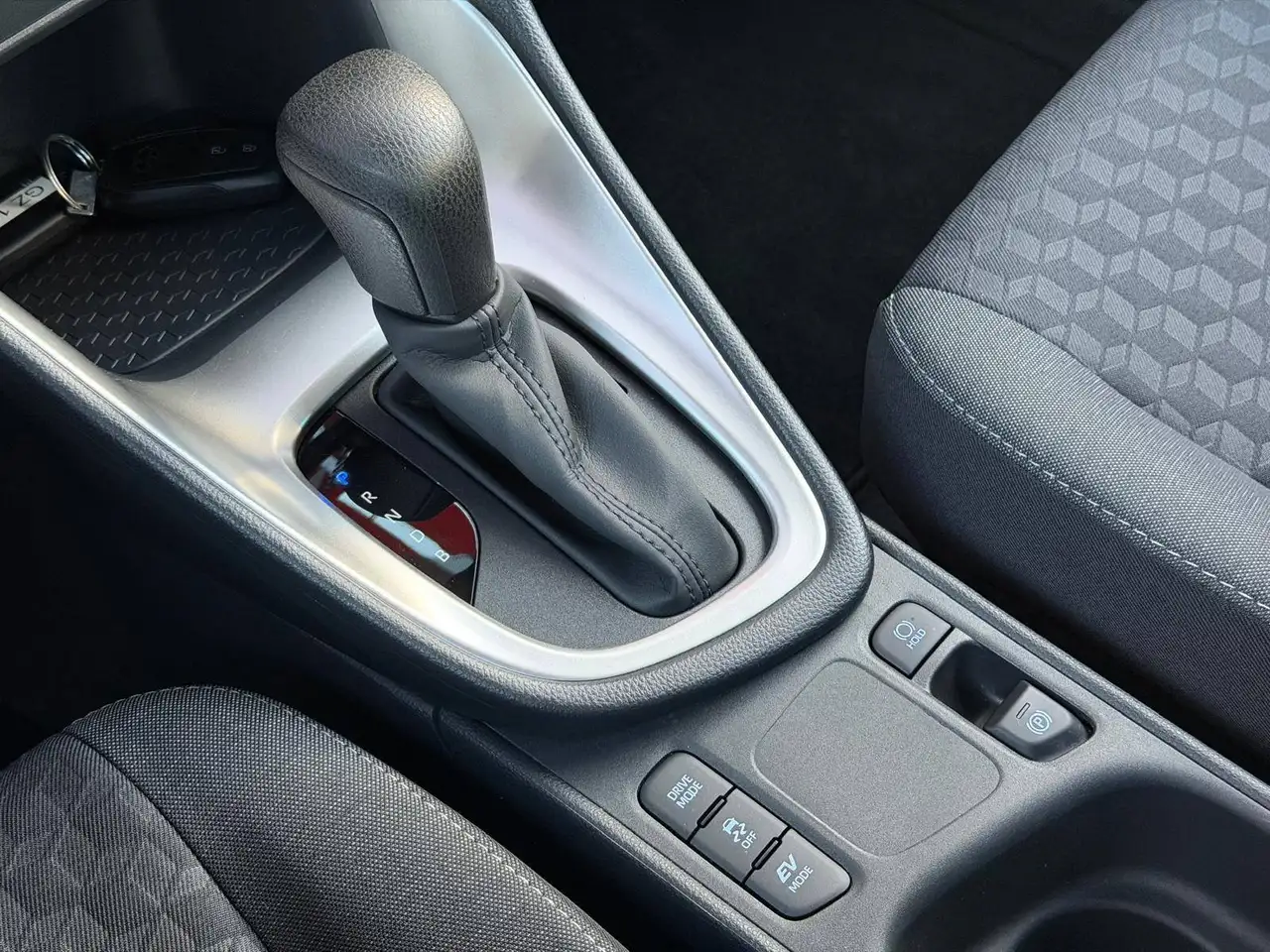 Toyota Yaris Yaris — photo 20