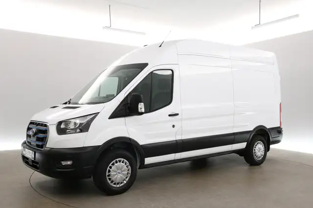 Ford E-Transit view 9