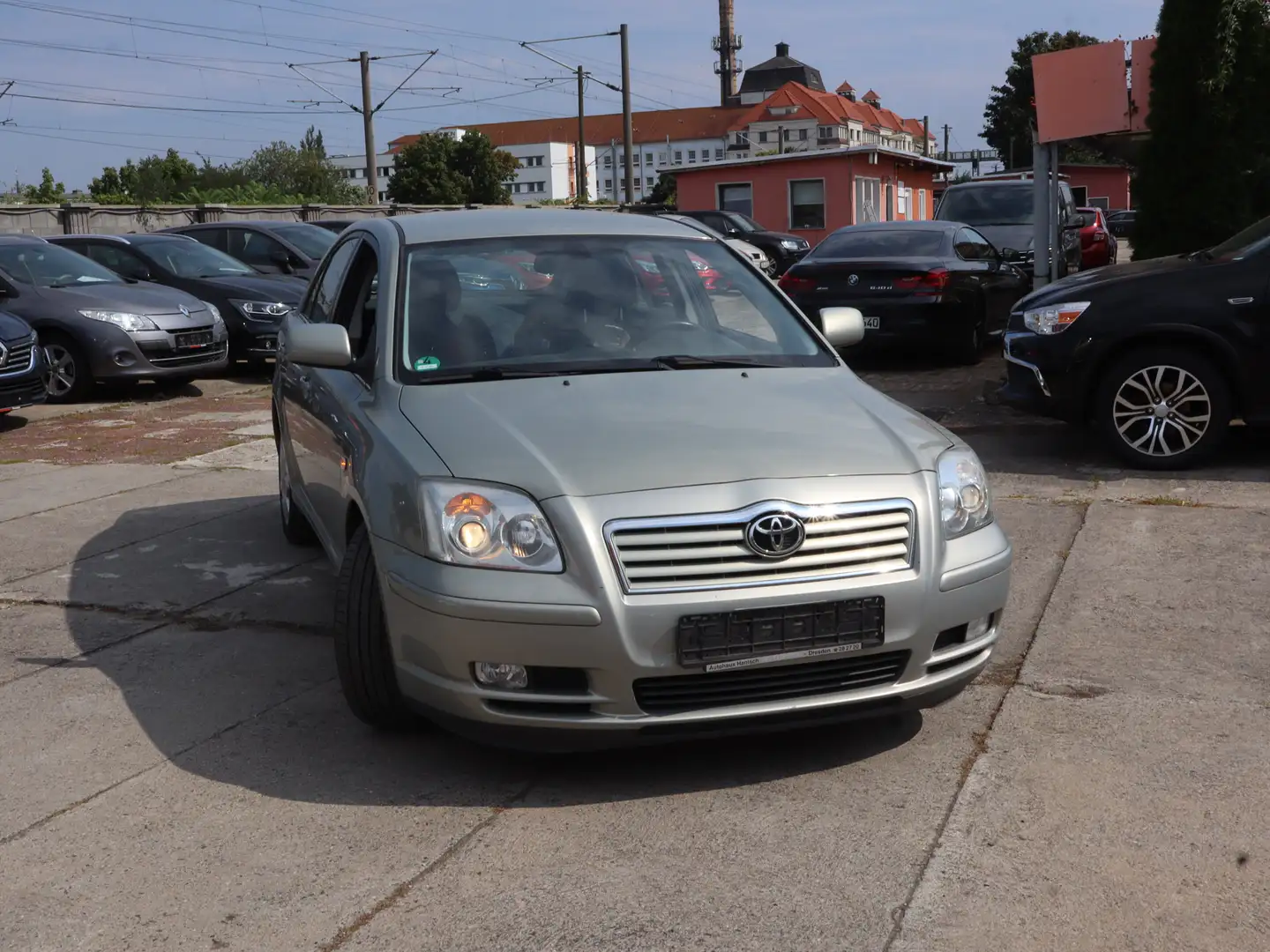 Toyota Avensis Avensis Fließheck 1.8 VVT-i Sol Срібний - 1