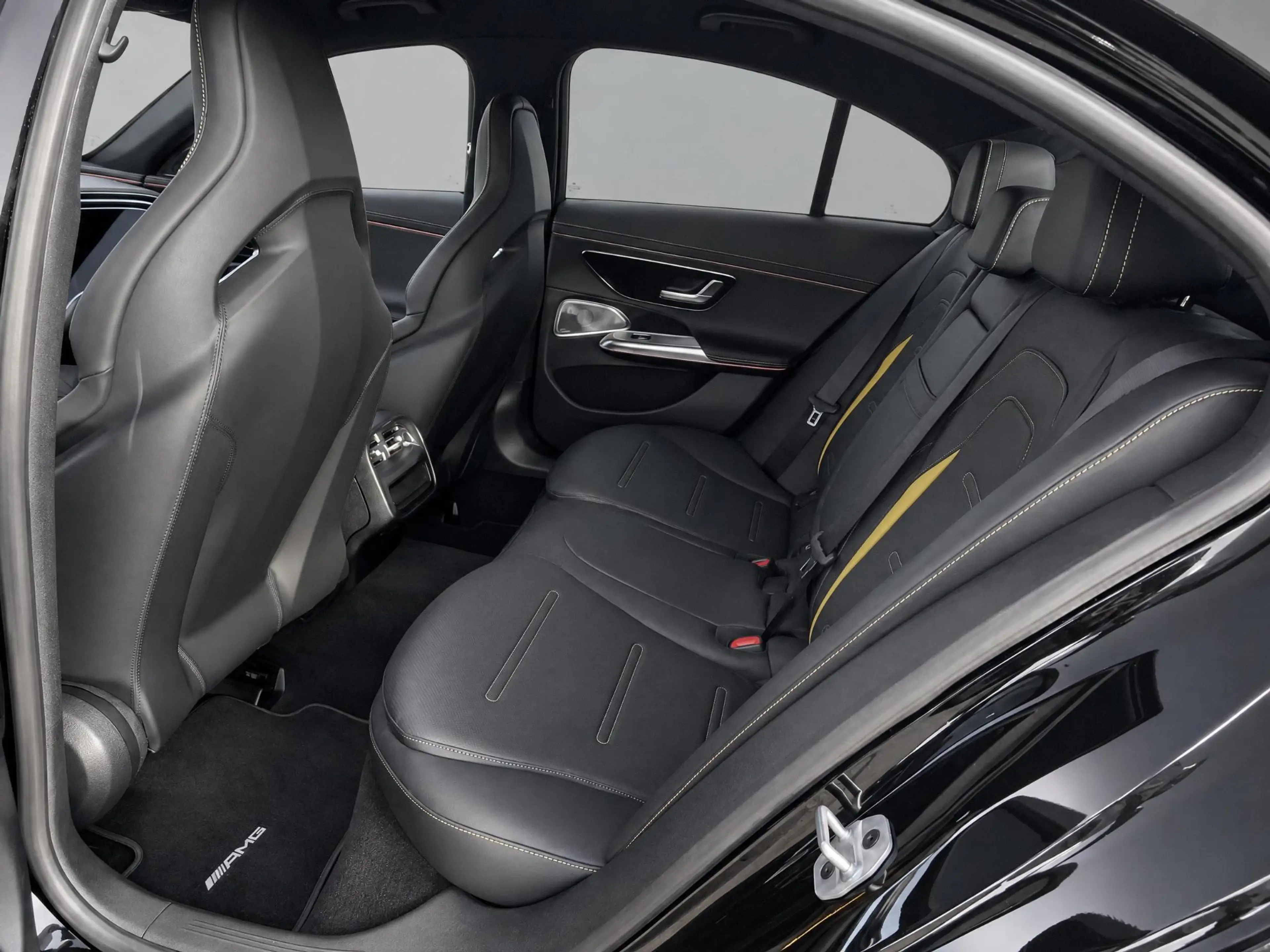 Mercedes-Benz E 53 AMG 4MATIC+ | AMG Performance stoelen | MBUX Superscre — photo 8