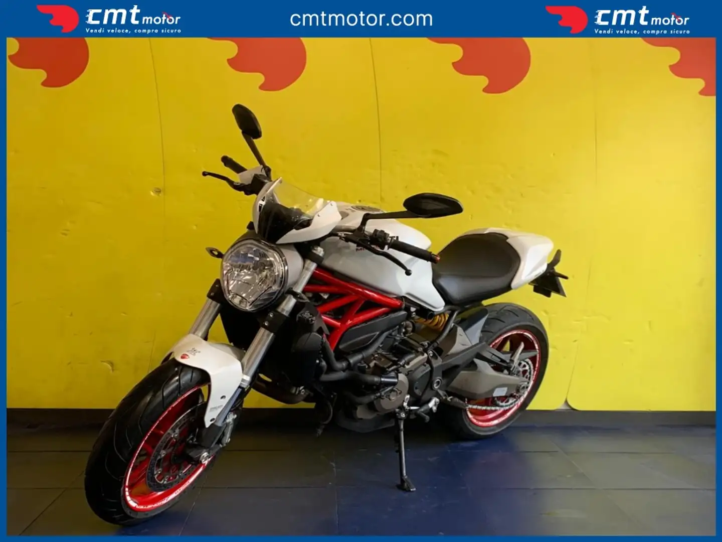 Ducati Monster 821 Dark ABS - 2