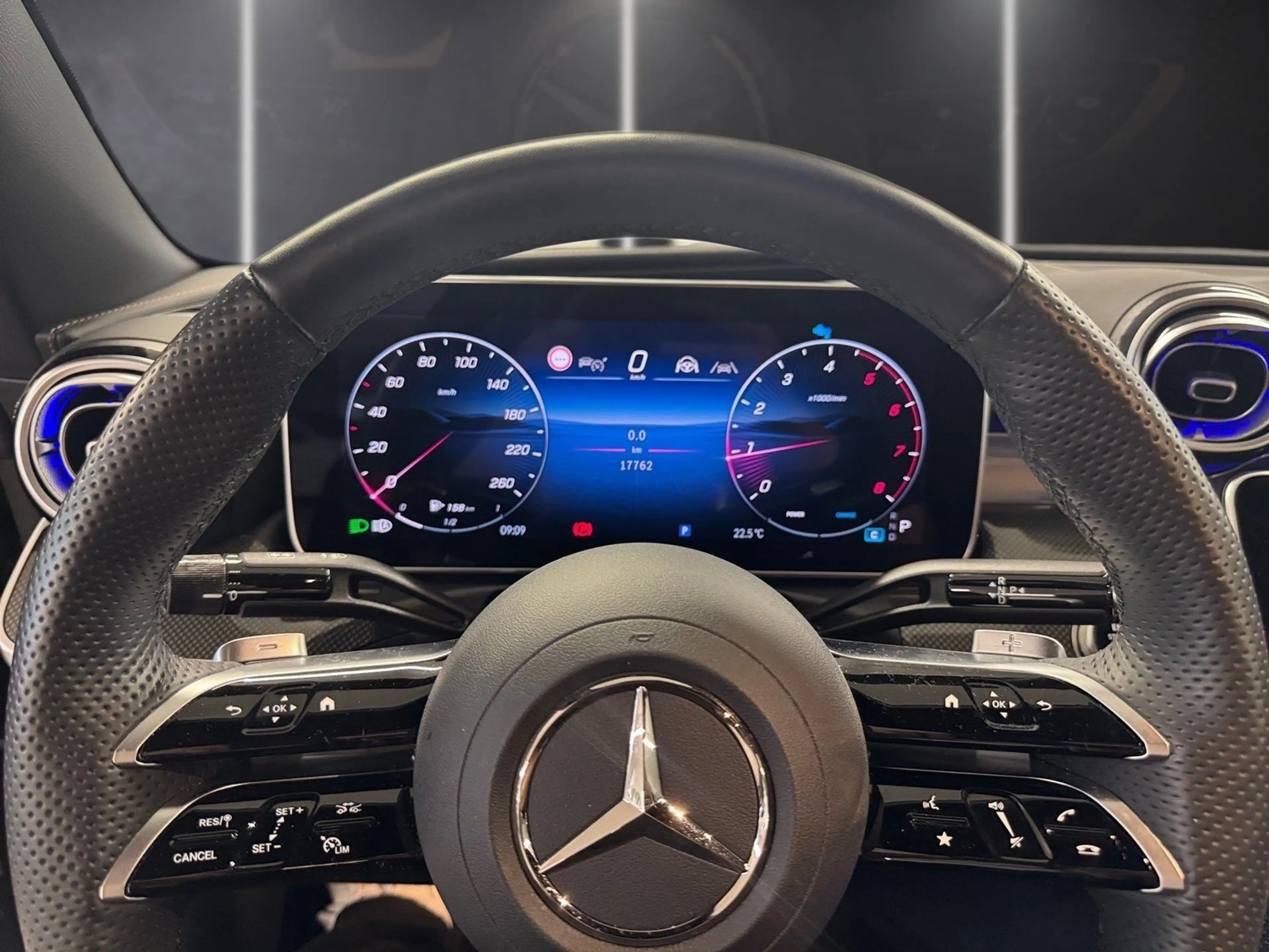 Mercedes-Benz CLE 200 AMG Cabrio*Distonic*Totwink*360*Head-Up* — photo 8