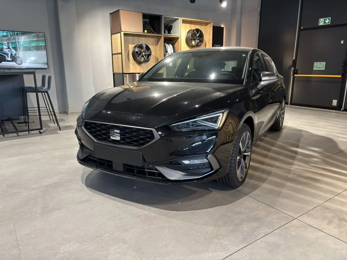 SEAT Leon 2.0 TDI 150 CV DSG FR Nuova Nero - 1