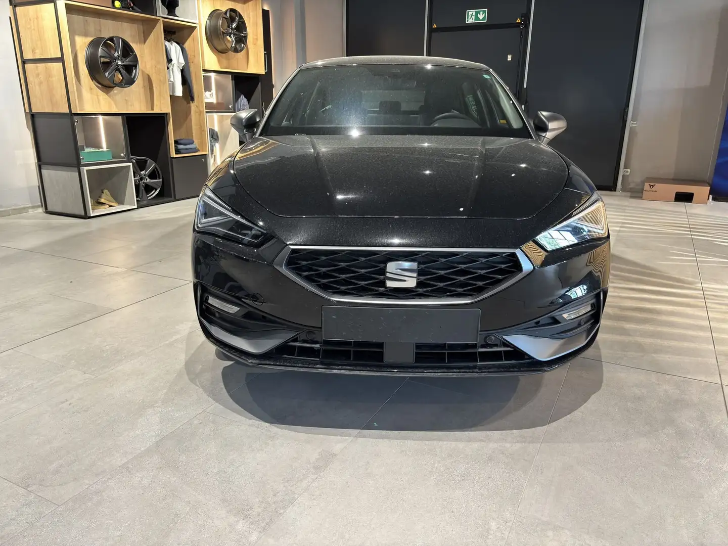 SEAT Leon 2.0 TDI 150 CV DSG FR Nuova Nero - 2