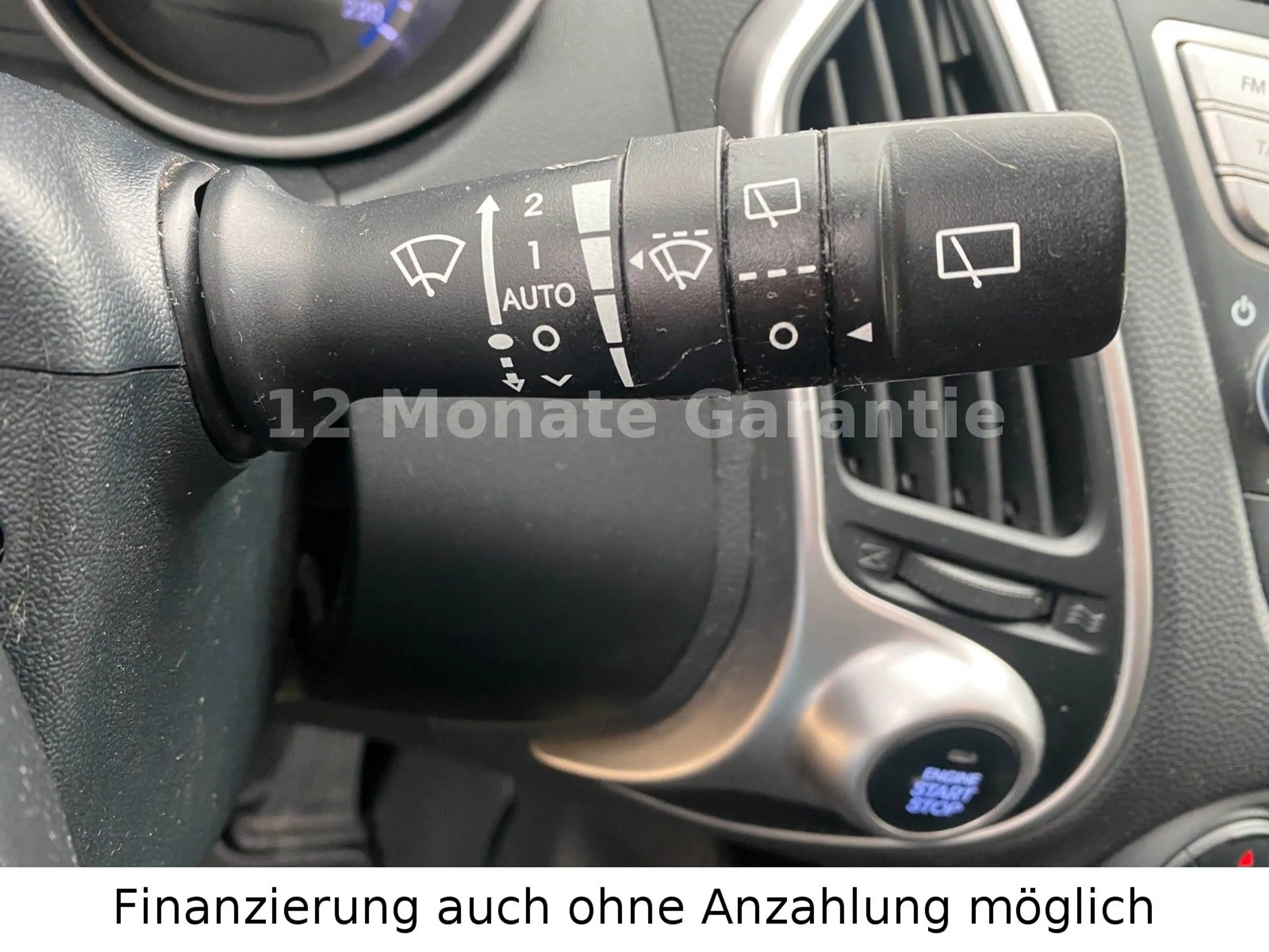 Hyundai iX35 1.6 5 Star Edition 2WD 1 Hand — photo 24