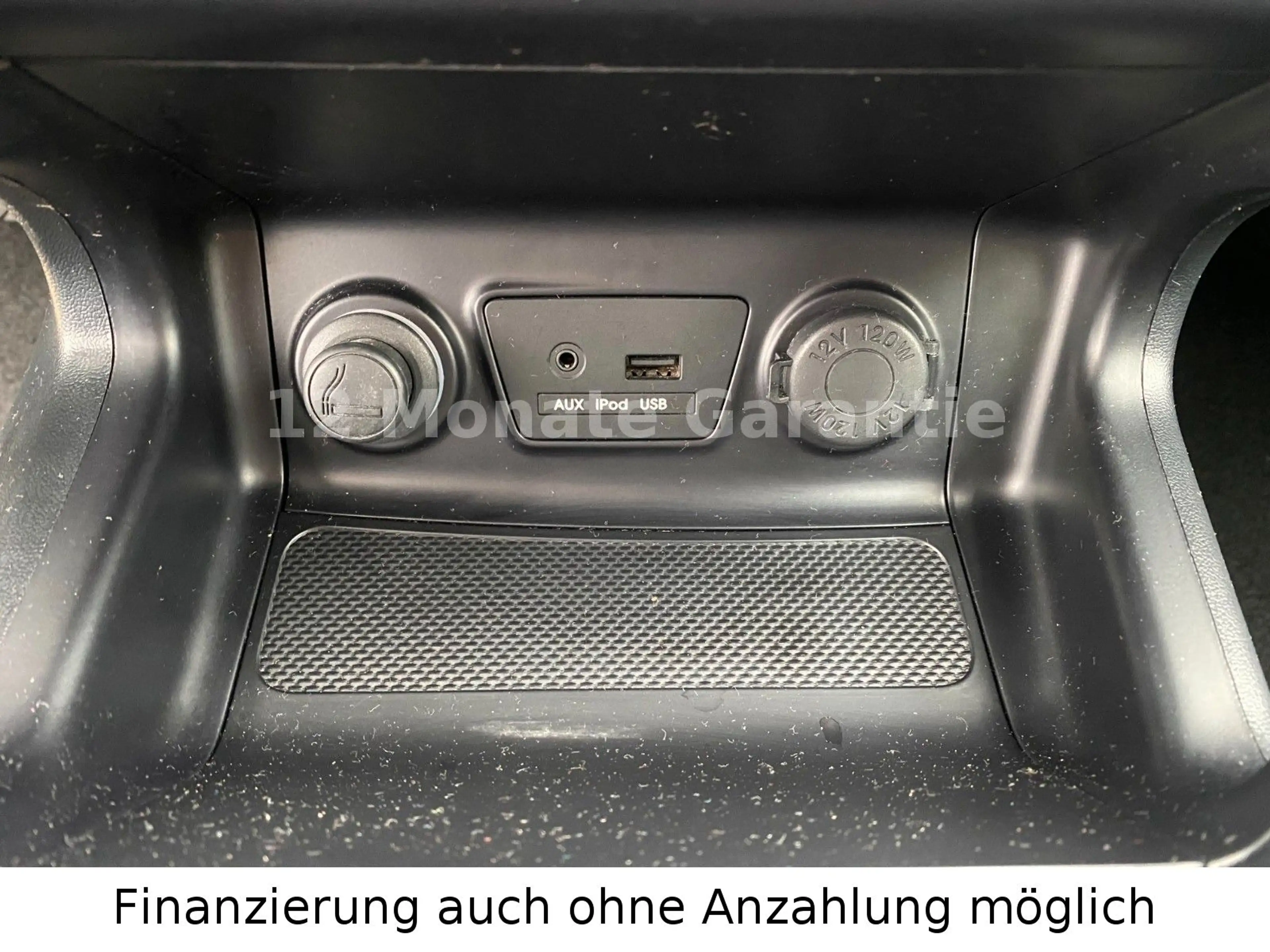 Hyundai iX35 1.6 5 Star Edition 2WD 1 Hand — photo 22