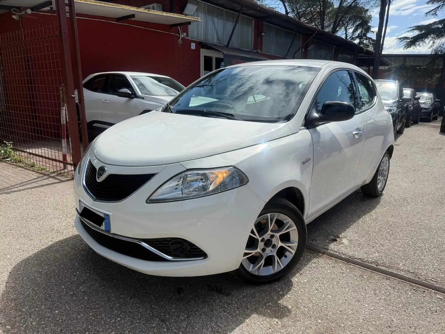 Lancia Ypsilon 1.2 8v Gold GARANZIA 12 MESI Bianco - 2