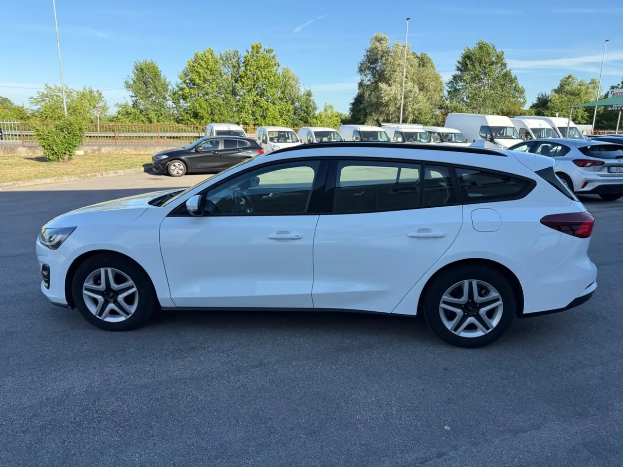 Ford Focus 1.5 EcoBlue 120 CV SW Business, миниатюра 2