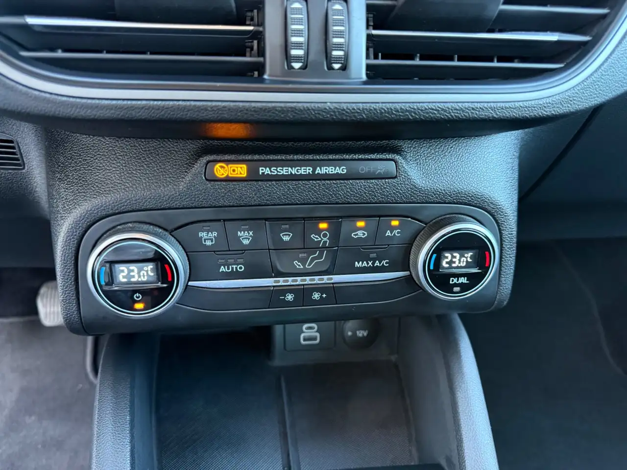 Ford Focus 1.5 EcoBlue 120 CV SW Business, миниатюра 21