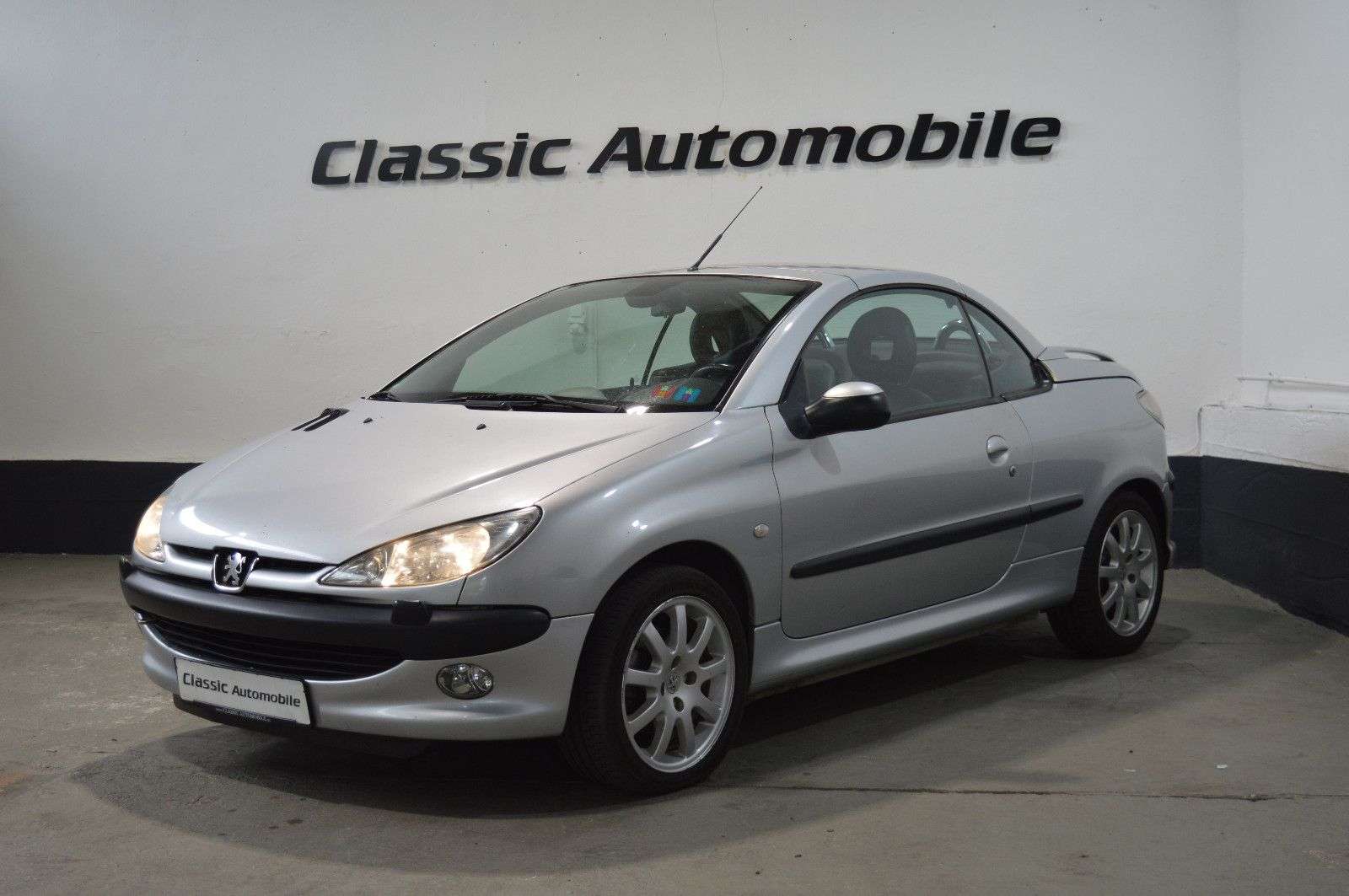 Second hand Peugeot 206 1.6