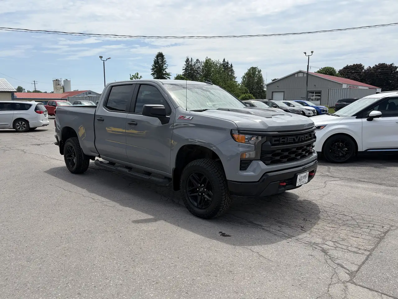 Chevrolet Silverado 1500 снимка Chevrolet Silverado 1500