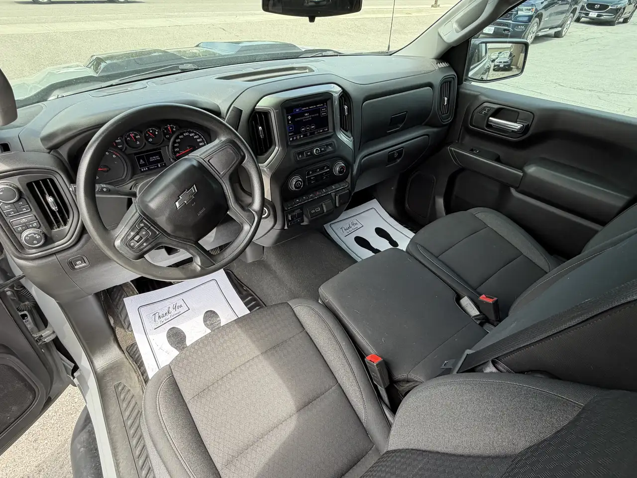Chevrolet Silverado 1500 снимка Chevrolet Silverado 1500