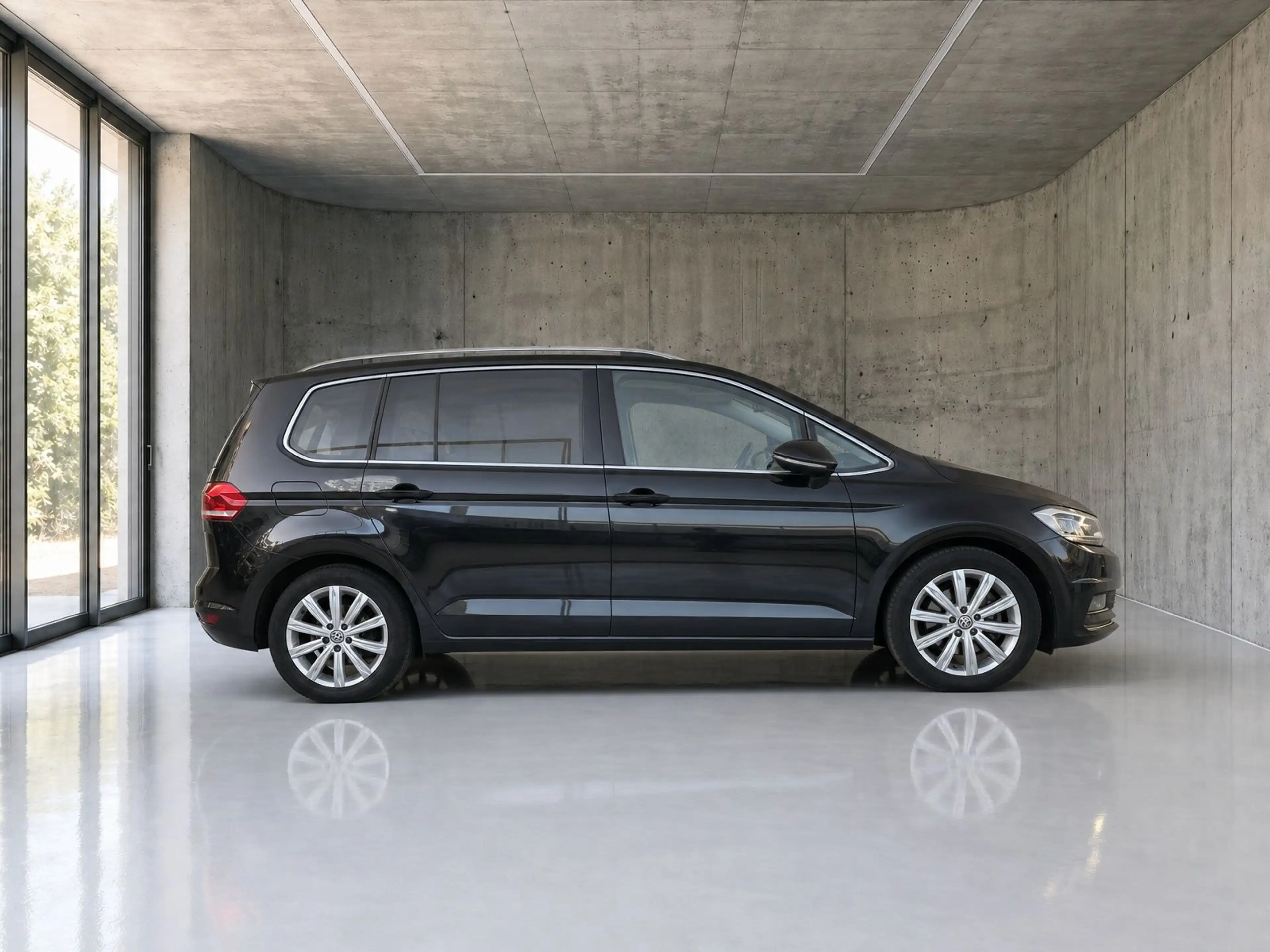 Volkswagen Touran Highline BMT/Start-Stop *ACC*Zahnriemen — photo 6