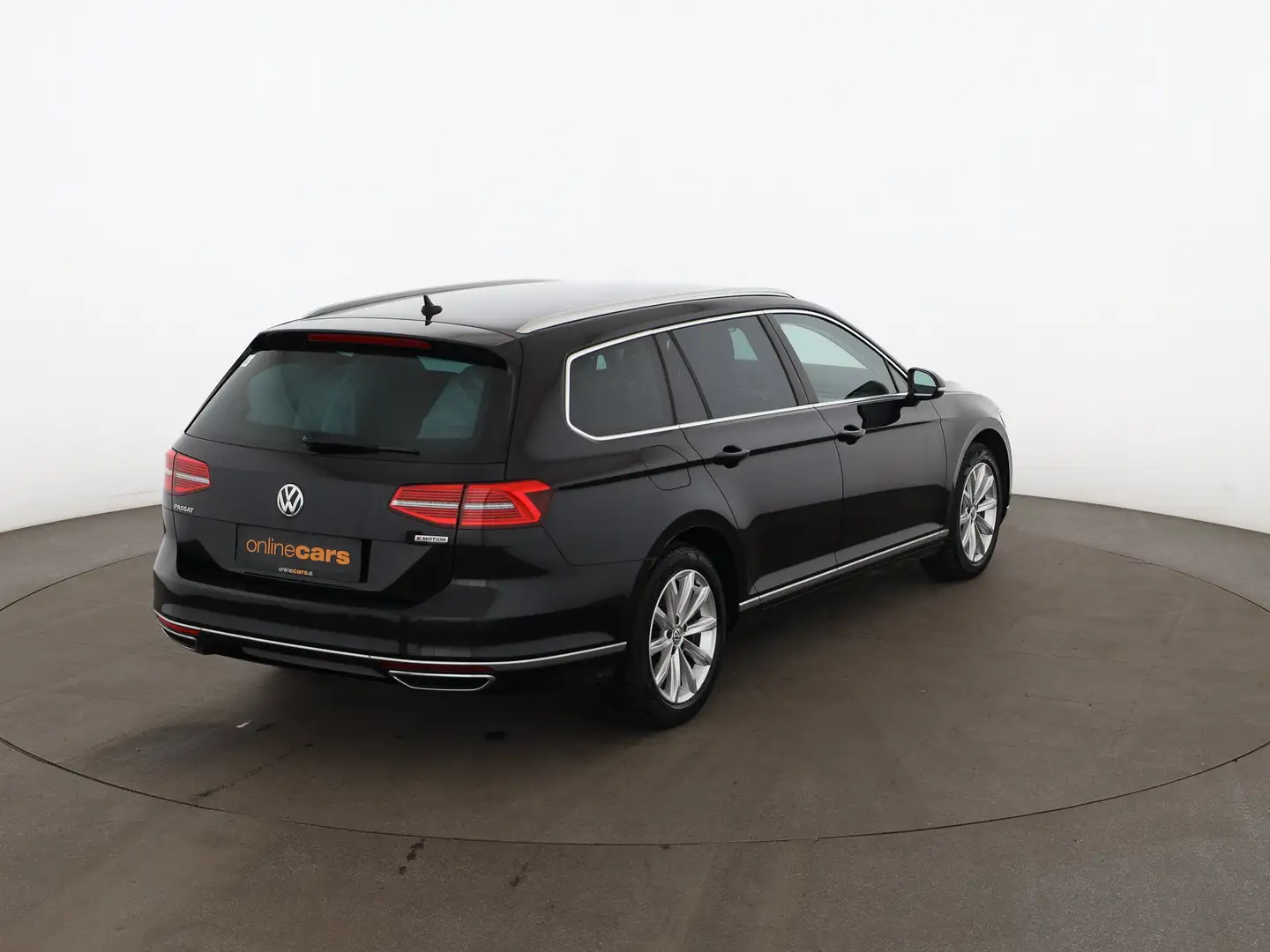 Volkswagen Passat Variant 2.0 TDI 4Motion Highline Aut LED Schwarz - 2