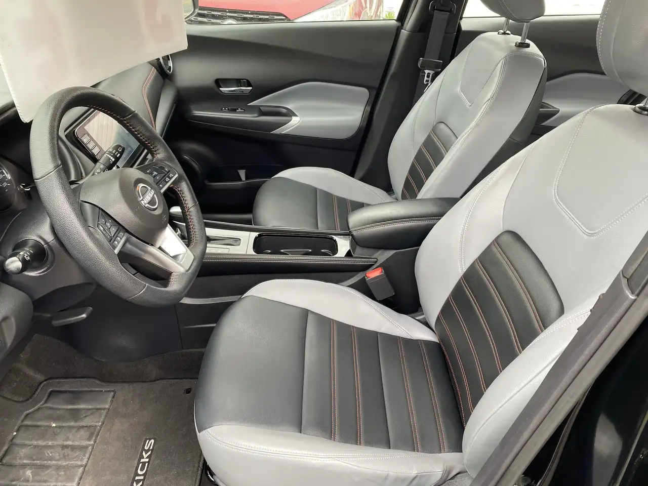 Nissan Kicks снимка Nissan Kicks