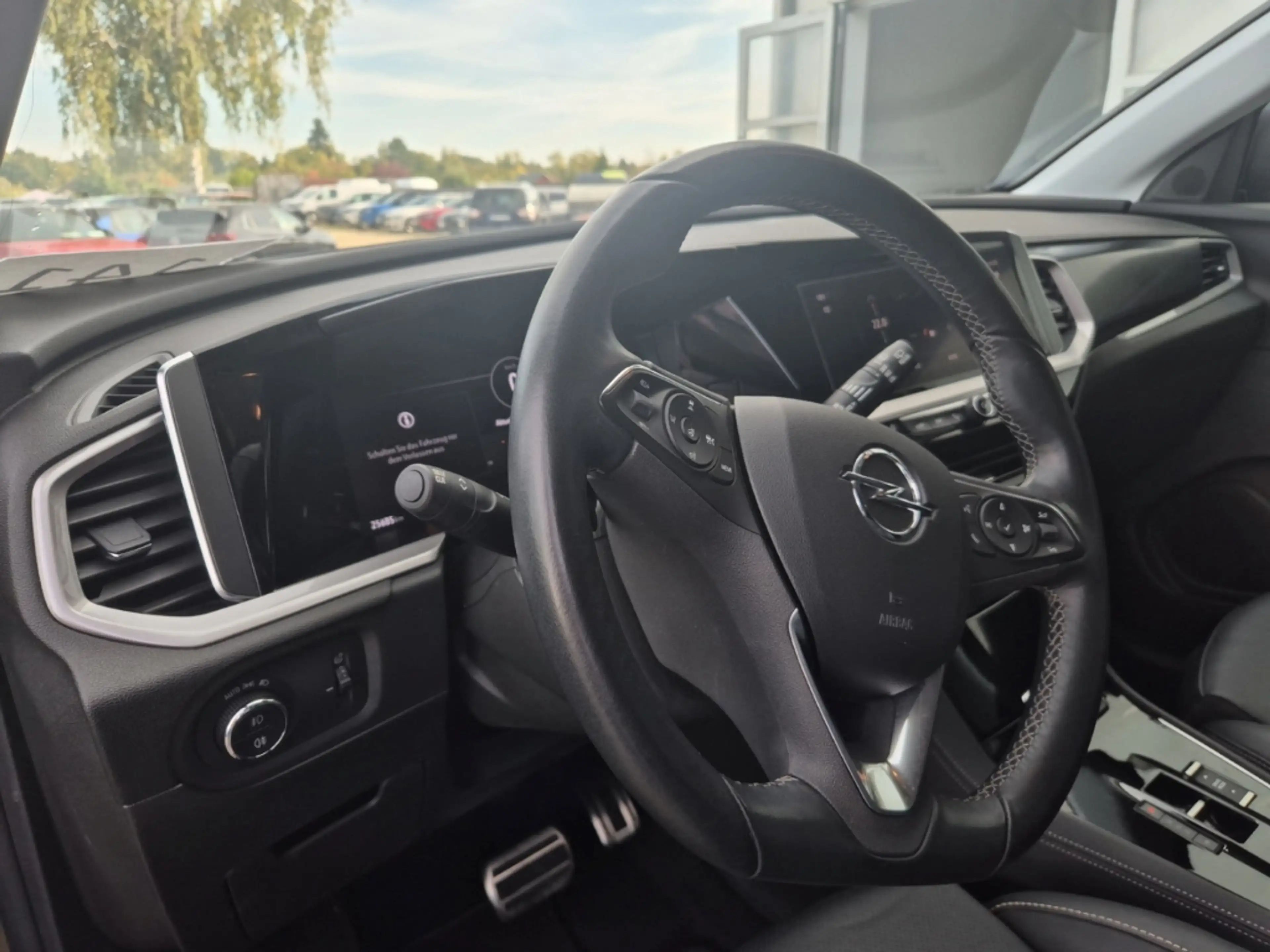 Opel Grandland Elegance 1.2 Turbo,TWW,Multimedia,SHZ,FsHZ — photo 13