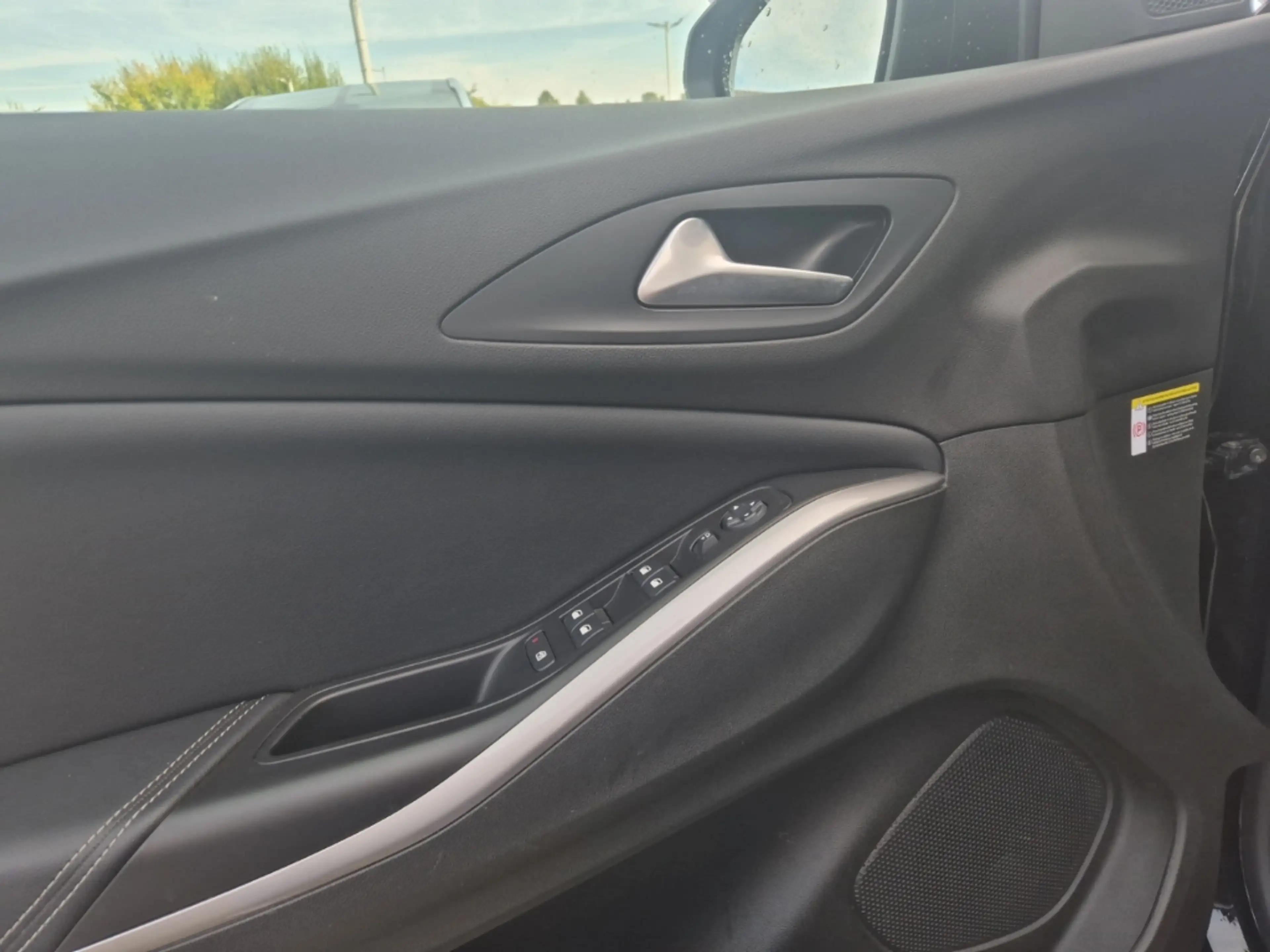 Opel Grandland Elegance 1.2 Turbo,TWW,Multimedia,SHZ,FsHZ — photo 9