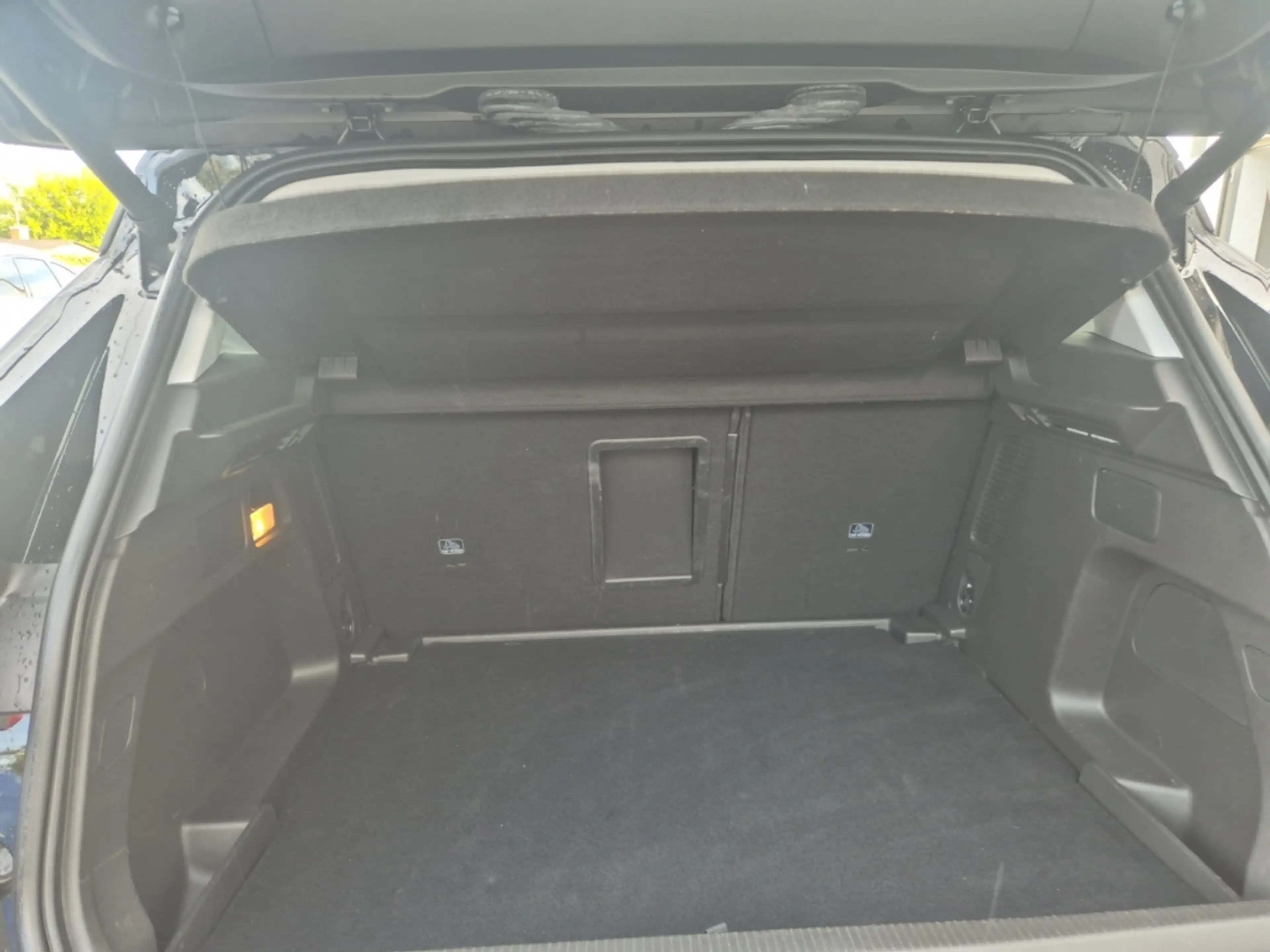 Opel Grandland Elegance 1.2 Turbo,TWW,Multimedia,SHZ,FsHZ — photo 5
