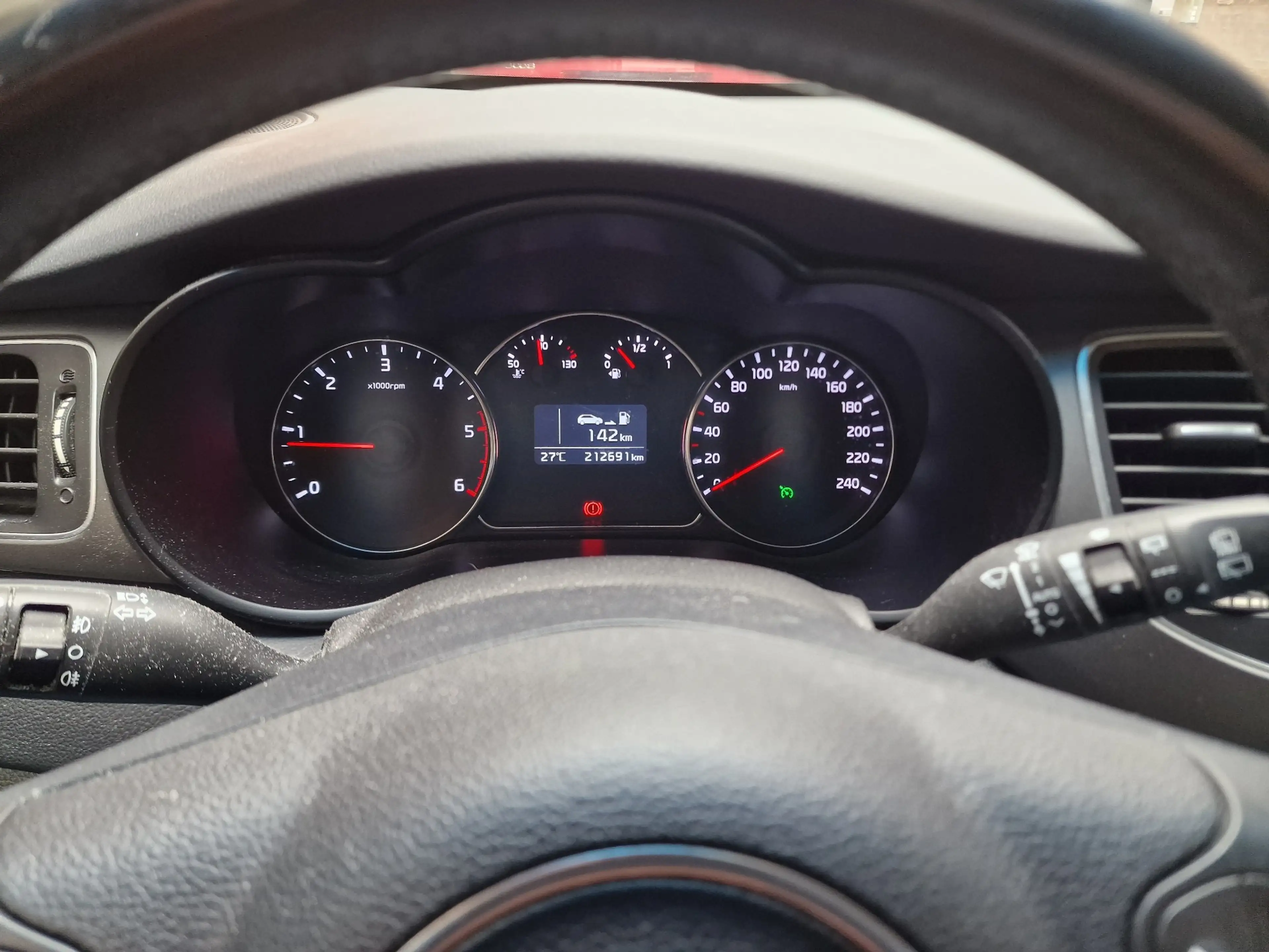 Kia Carens 1.7 CRDI Lounge — photo 10
