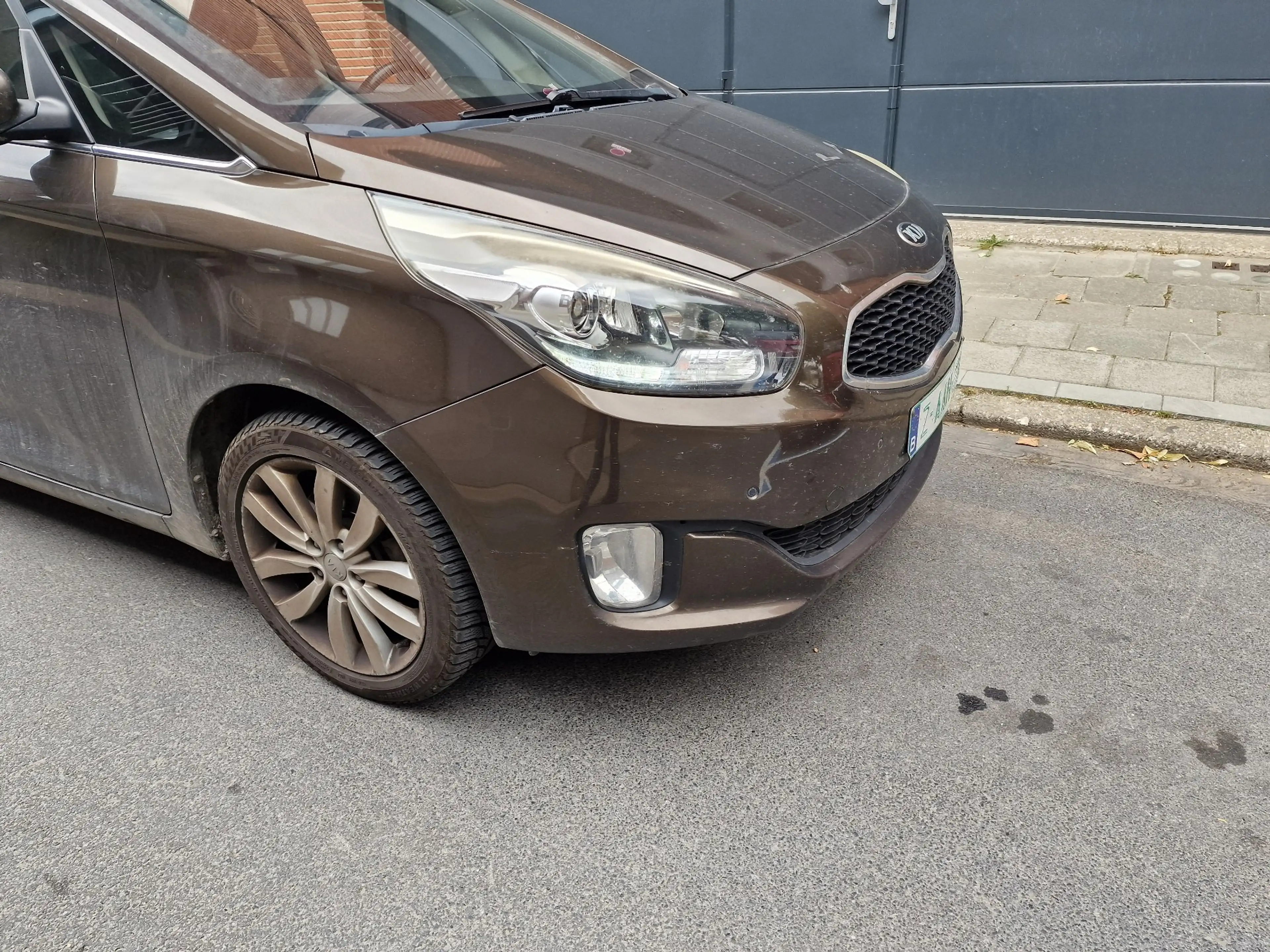 Kia Carens 1.7 CRDI Lounge — photo 2