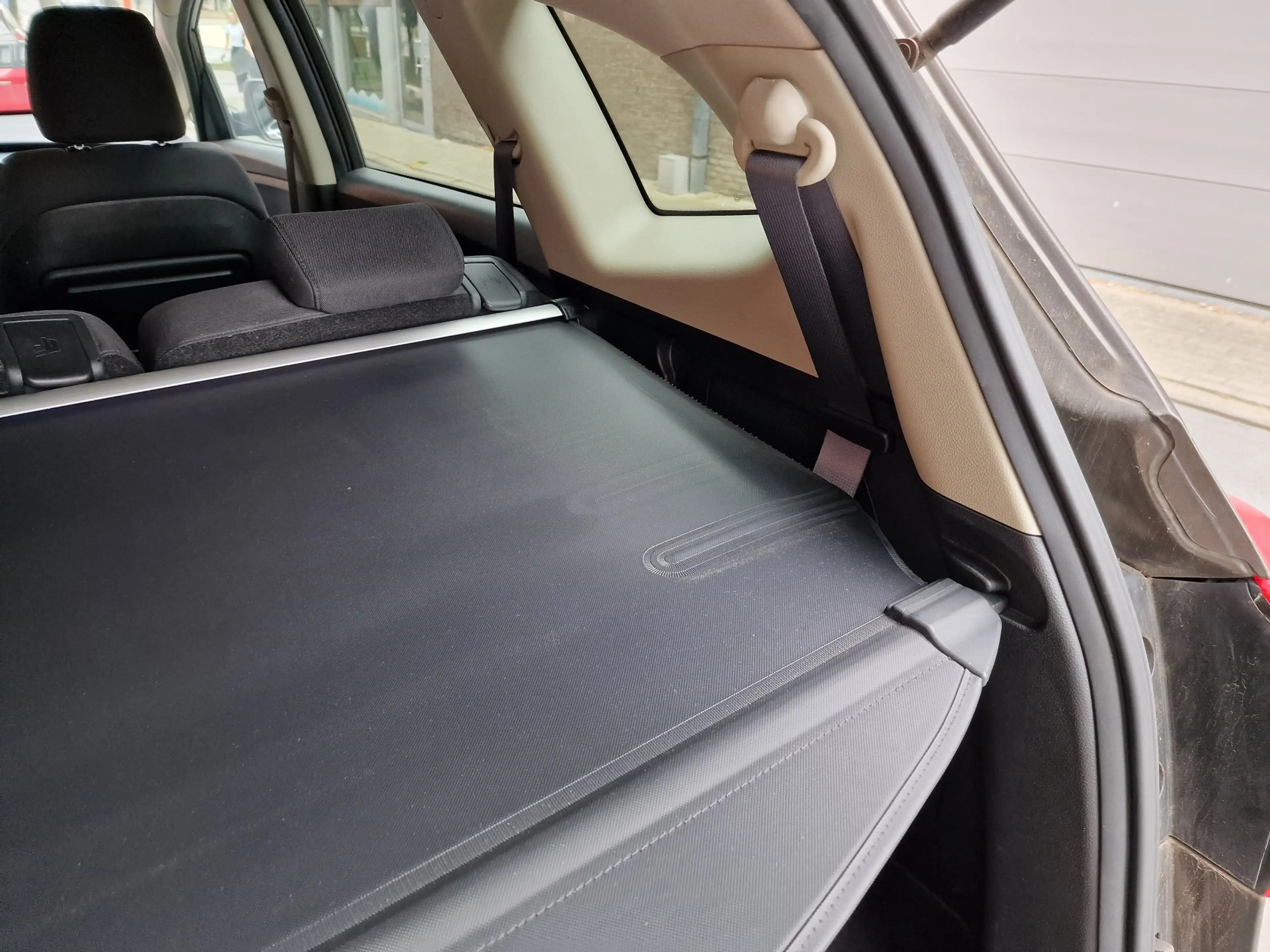 Kia Carens 1.7 CRDI Lounge — photo 13