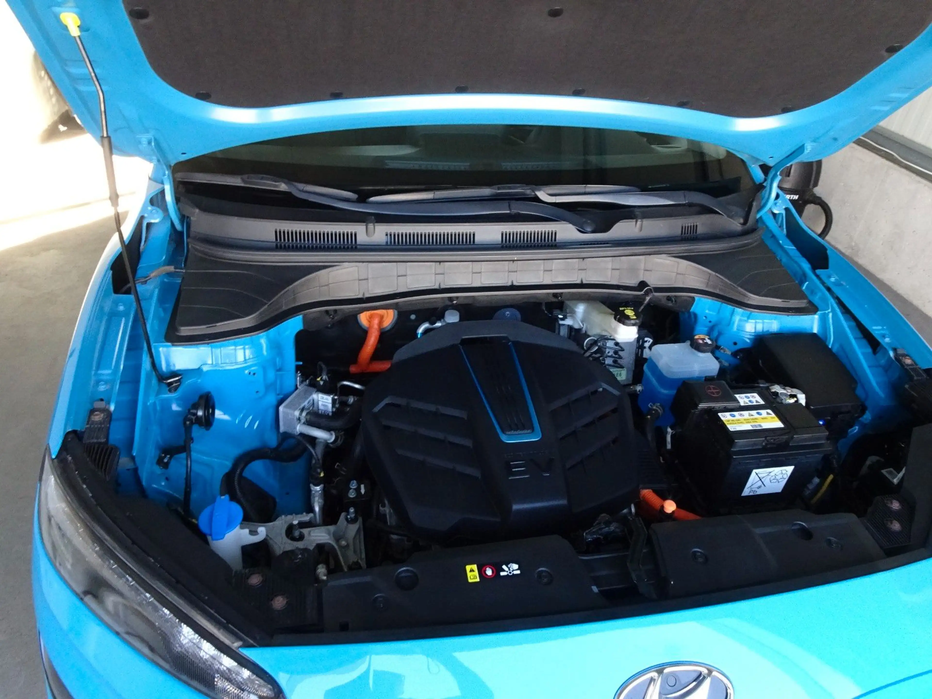 Hyundai KONA ELEKTRO 100kW — photo 13