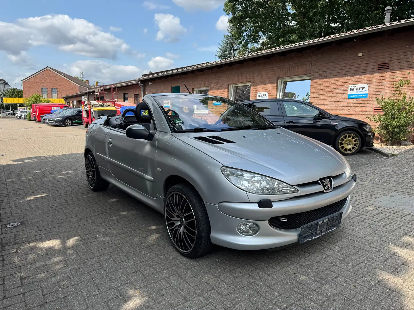 Peugeot 206 CC Platinum Silber - 1