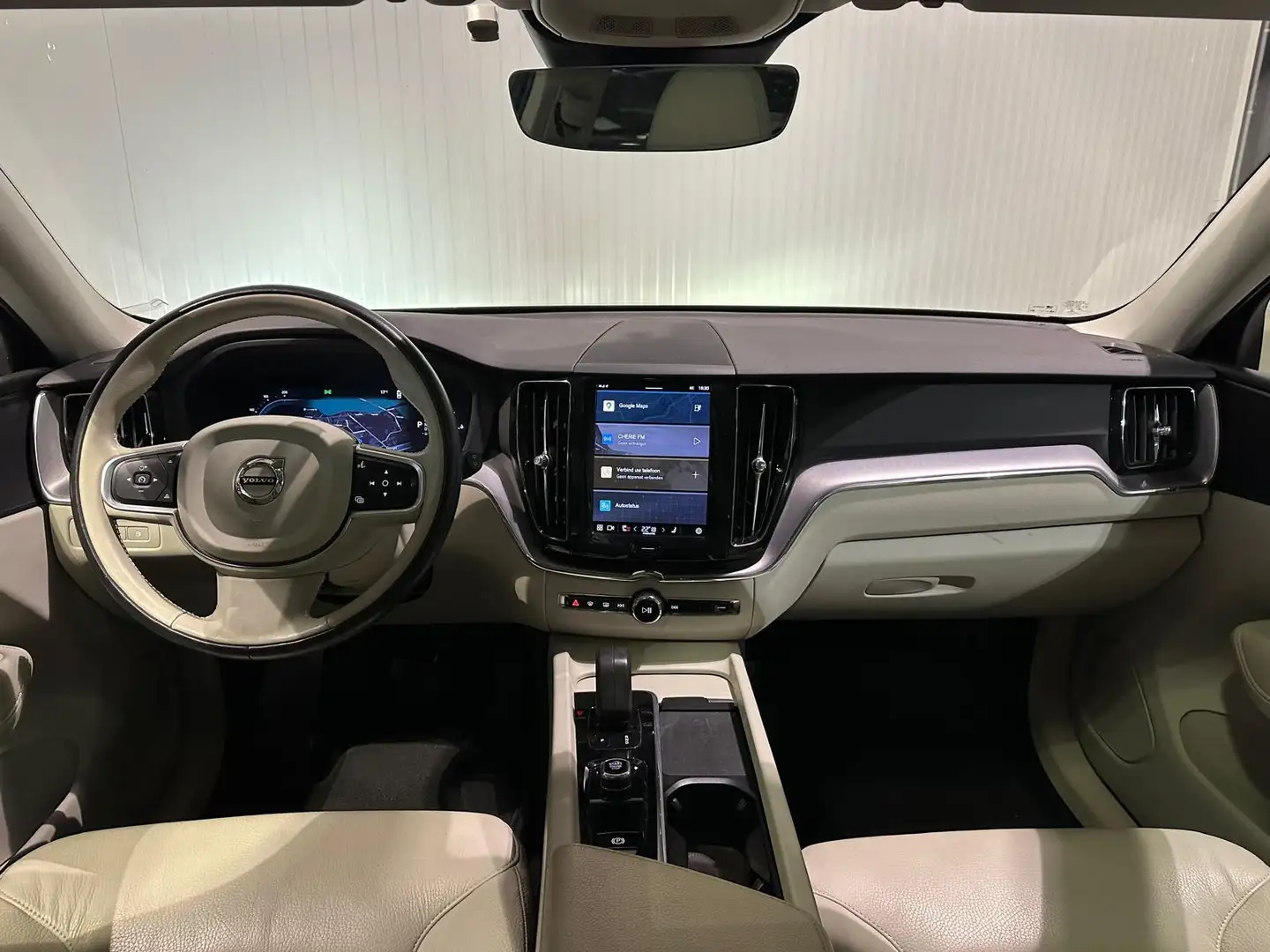 Volvo XC60 T6 Aut. LongRange Inscription Panoramadak Leder Pa Schwarz - 2