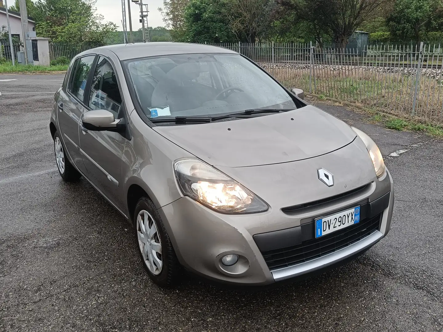 Renault Clio r Bronzo - 1