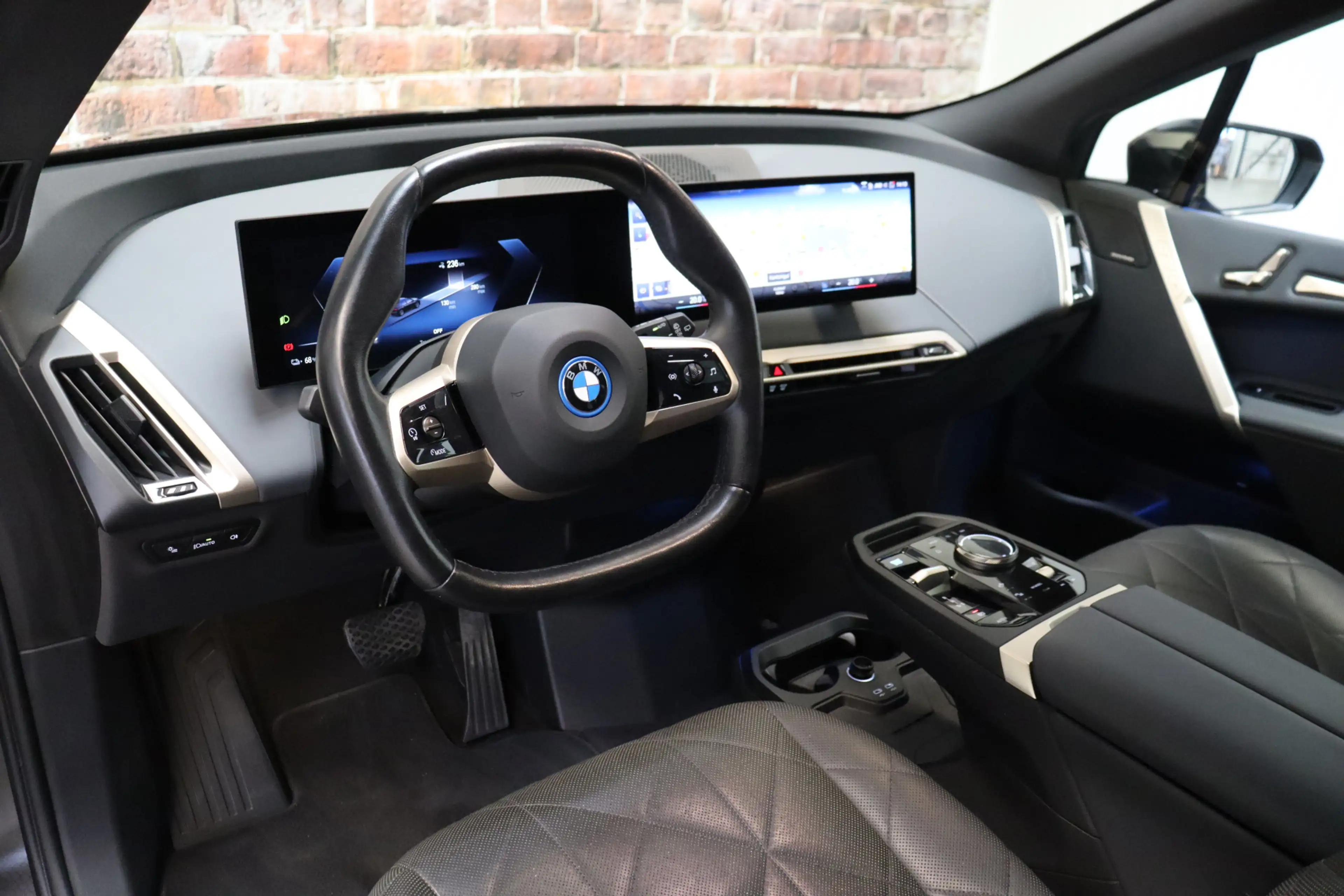 BMW iX xDrive40 High Executive 77 kWh / Driving Assistant — photo 14