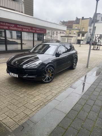 Porsche Cayenne Turbo Tiptronic S v8 soft close
