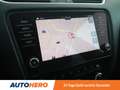 Skoda Octavia 2.0 TDI Scout 4x4 Weiß - thumbnail 21