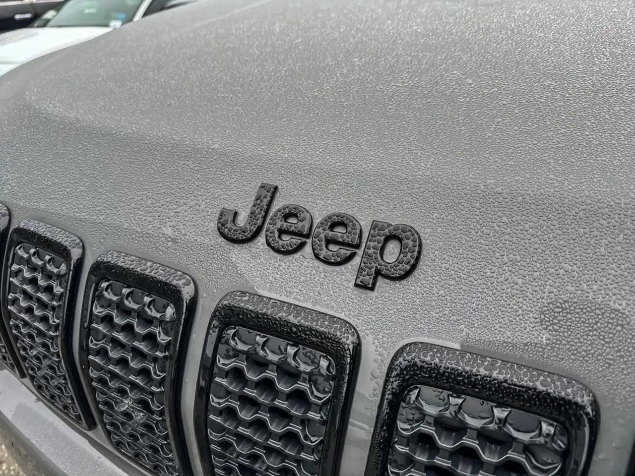 Jeep Cherokee снимка Jeep Cherokee