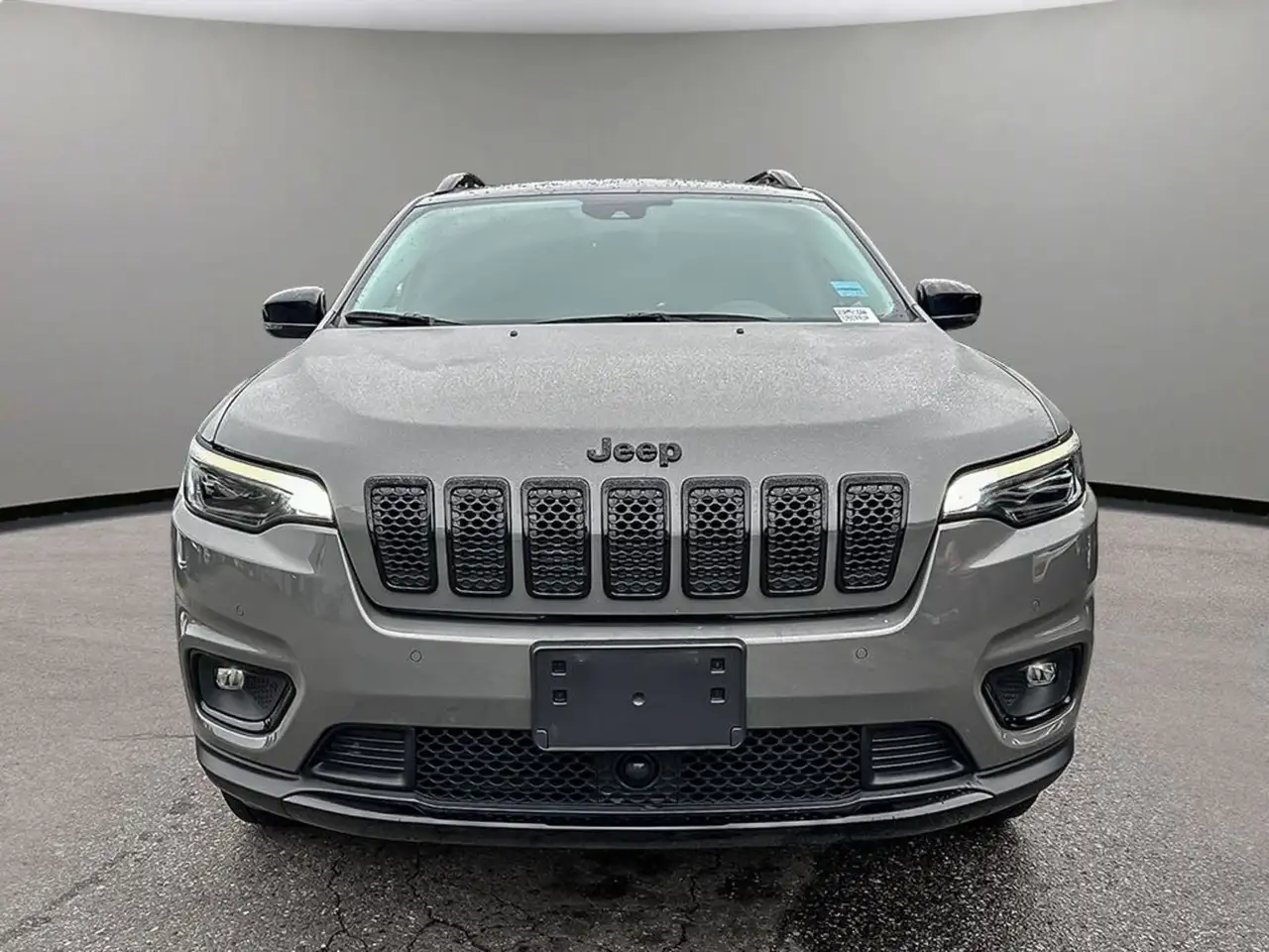Jeep Cherokee снимка Jeep Cherokee
