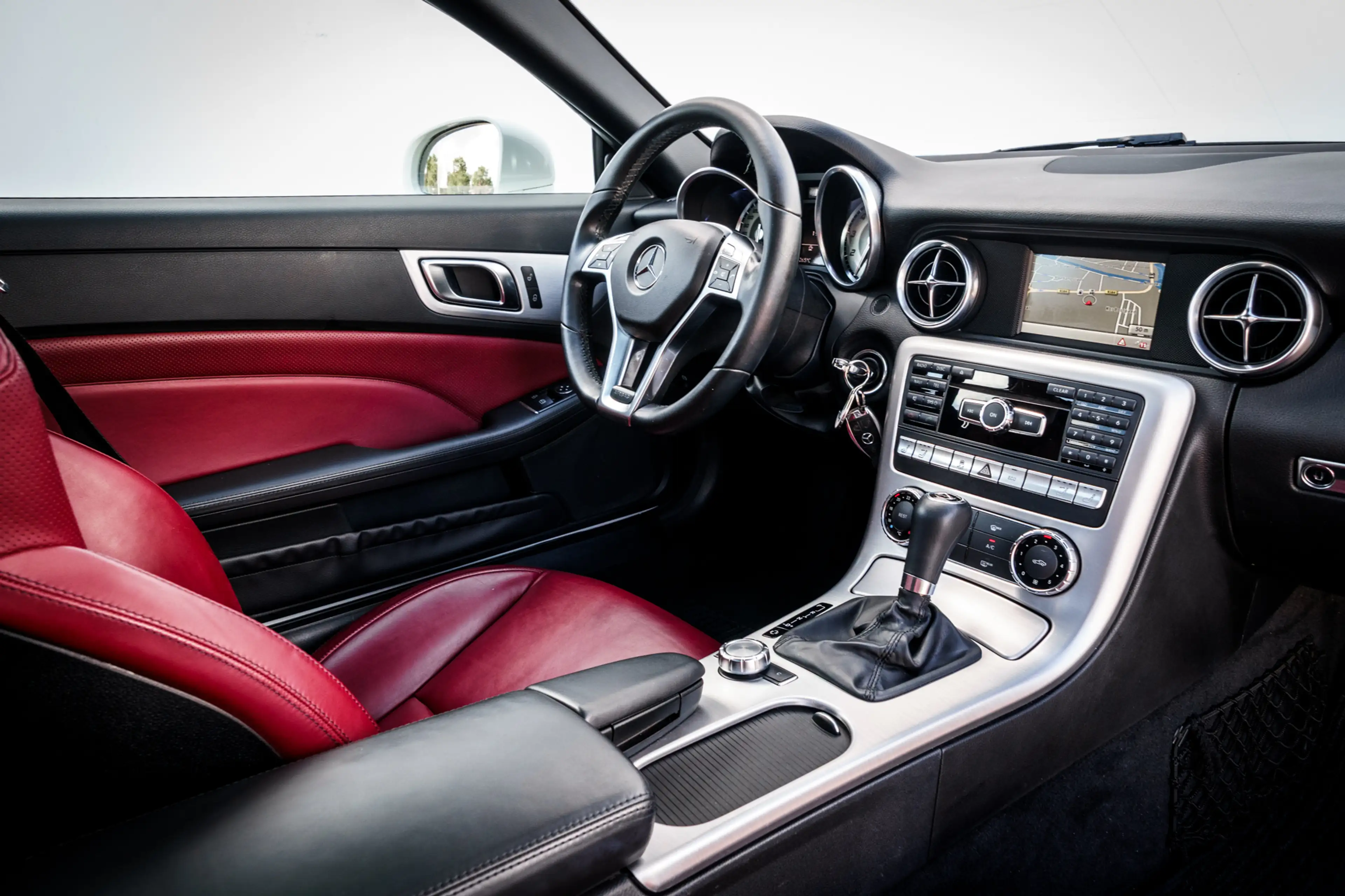Mercedes-Benz SLK 200 184 PK Automaat | Leder | Panoramadak | 18 inch LM — photo 3