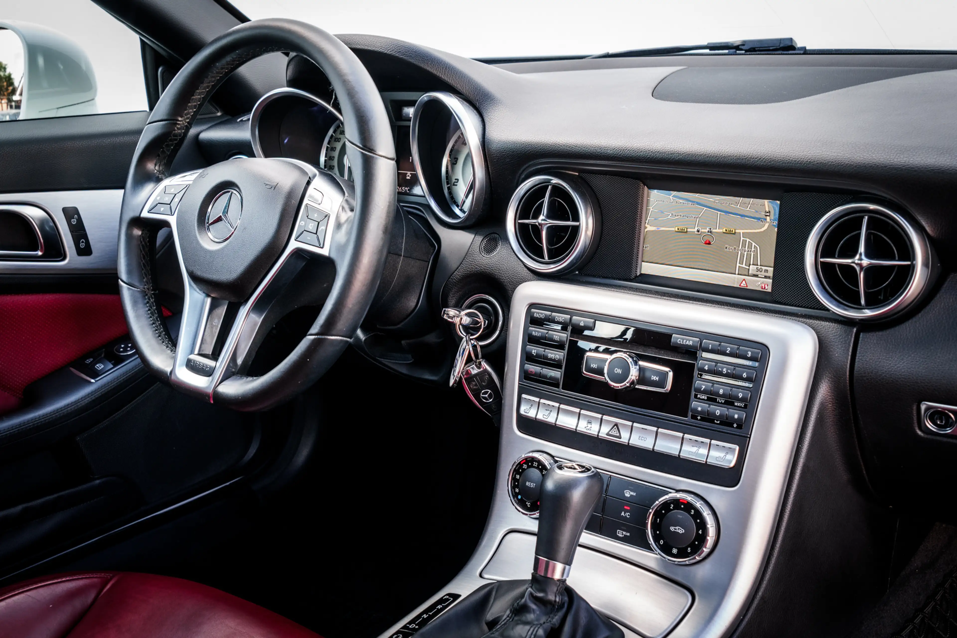 Mercedes-Benz SLK 200 184 PK Automaat | Leder | Panoramadak | 18 inch LM — photo 5