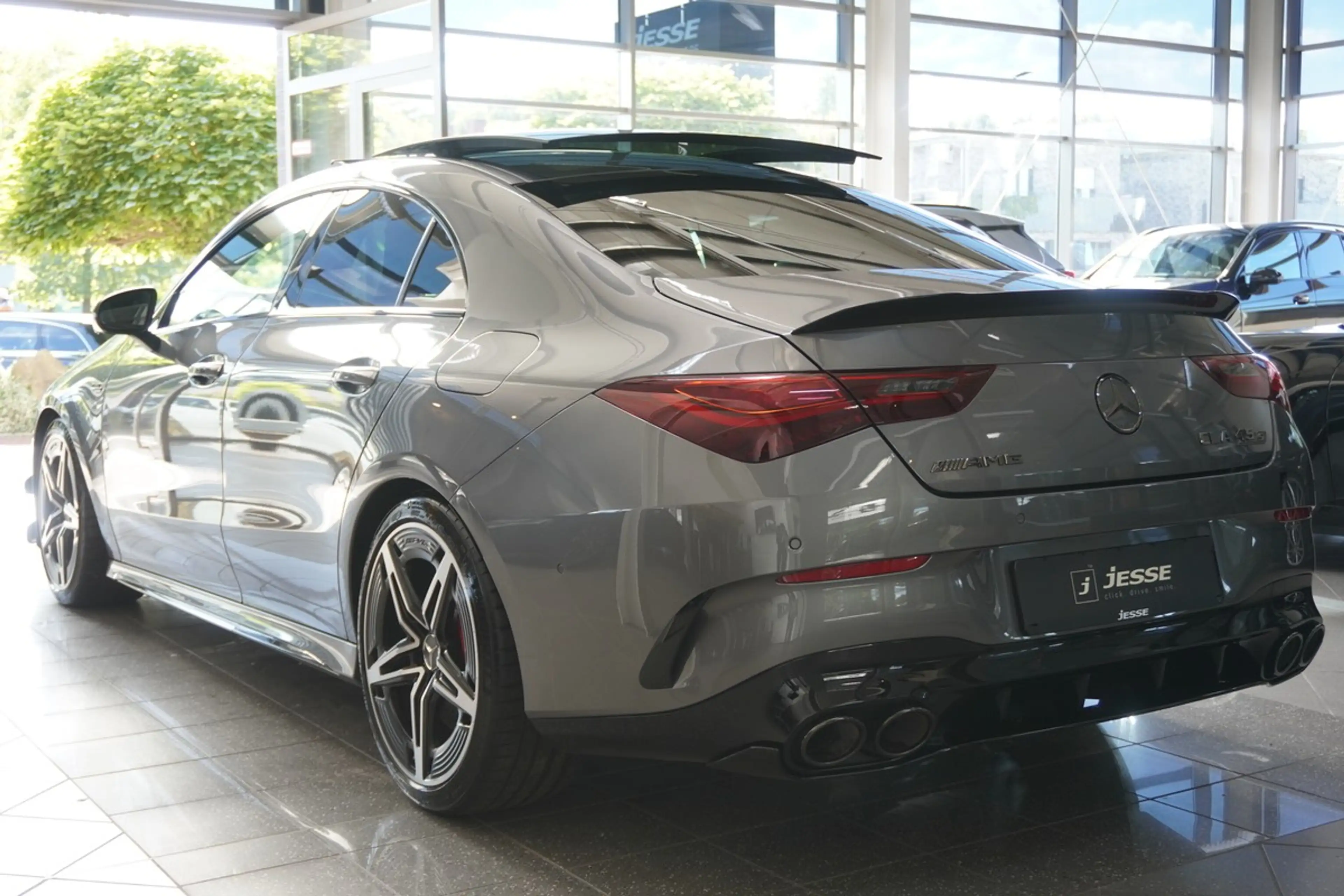 Mercedes-Benz CLA 45 AMG S 4M+ Coupe Multibeam Aero Pano HUD — photo 10
