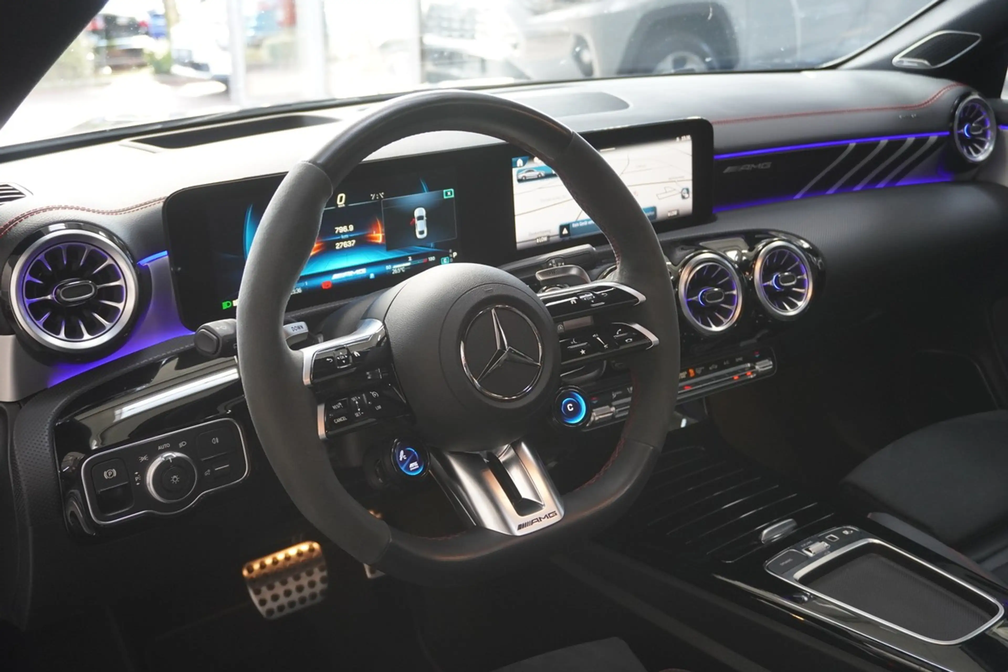 Mercedes-Benz CLA 45 AMG S 4M+ Coupe Multibeam Aero Pano HUD — photo 14