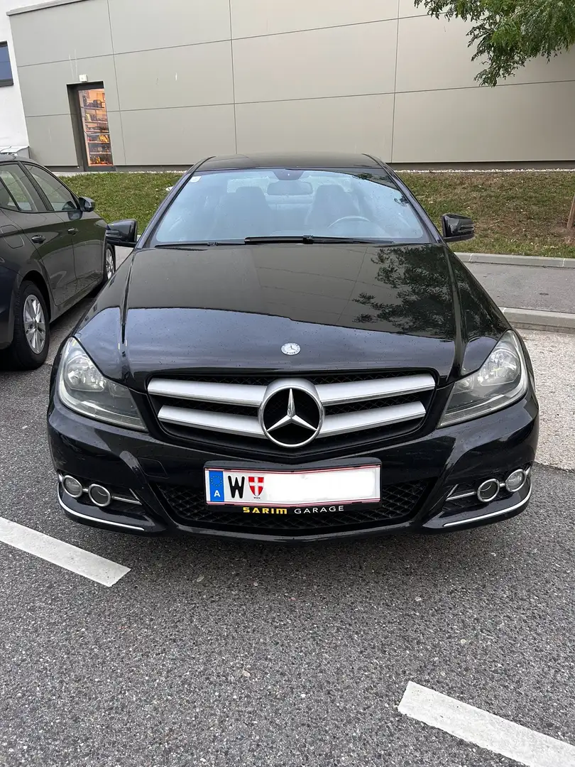 Mercedes-Benz C 220 CDI BlueEfficiency Coupe Aut. Schwarz - 1